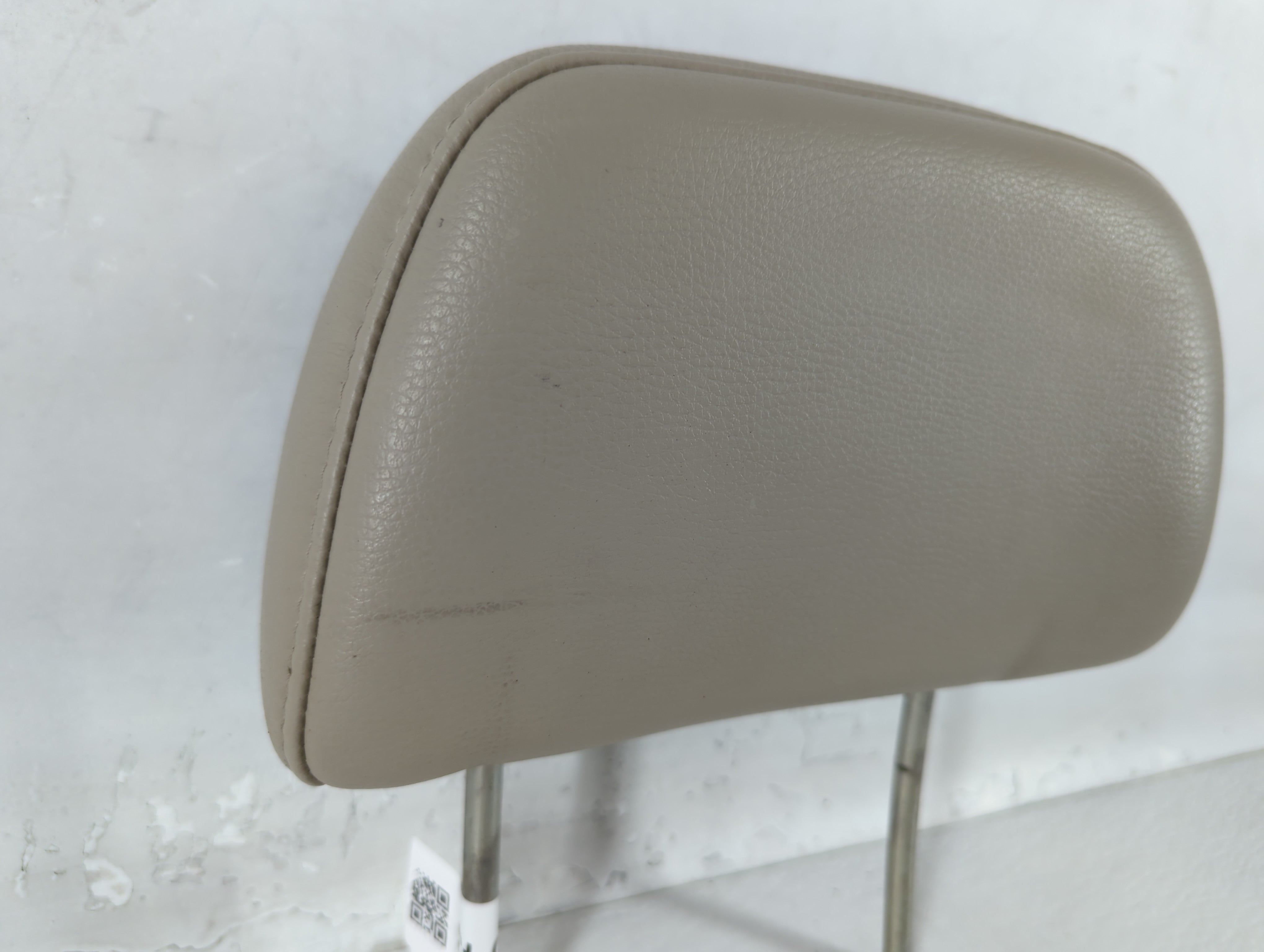 2009 Subaru Legacy Headrest Head Rest Rear Seat Fits OEM Used Auto Parts - Oemusedautoparts1.com