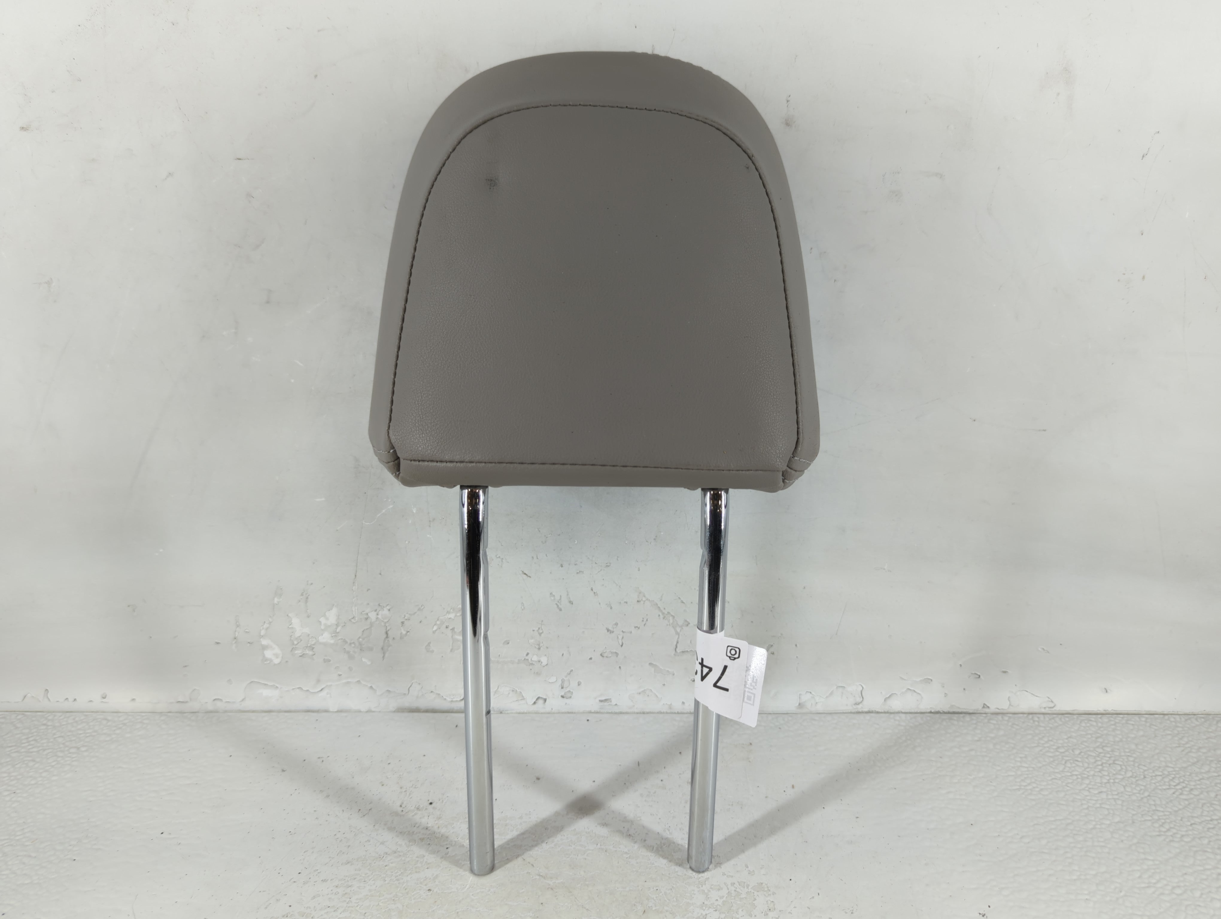 2014 Subaru Forester Headrest Head Rest Front Driver Passenger Seat Fits OEM Used Auto Parts - Oemusedautoparts1.com
