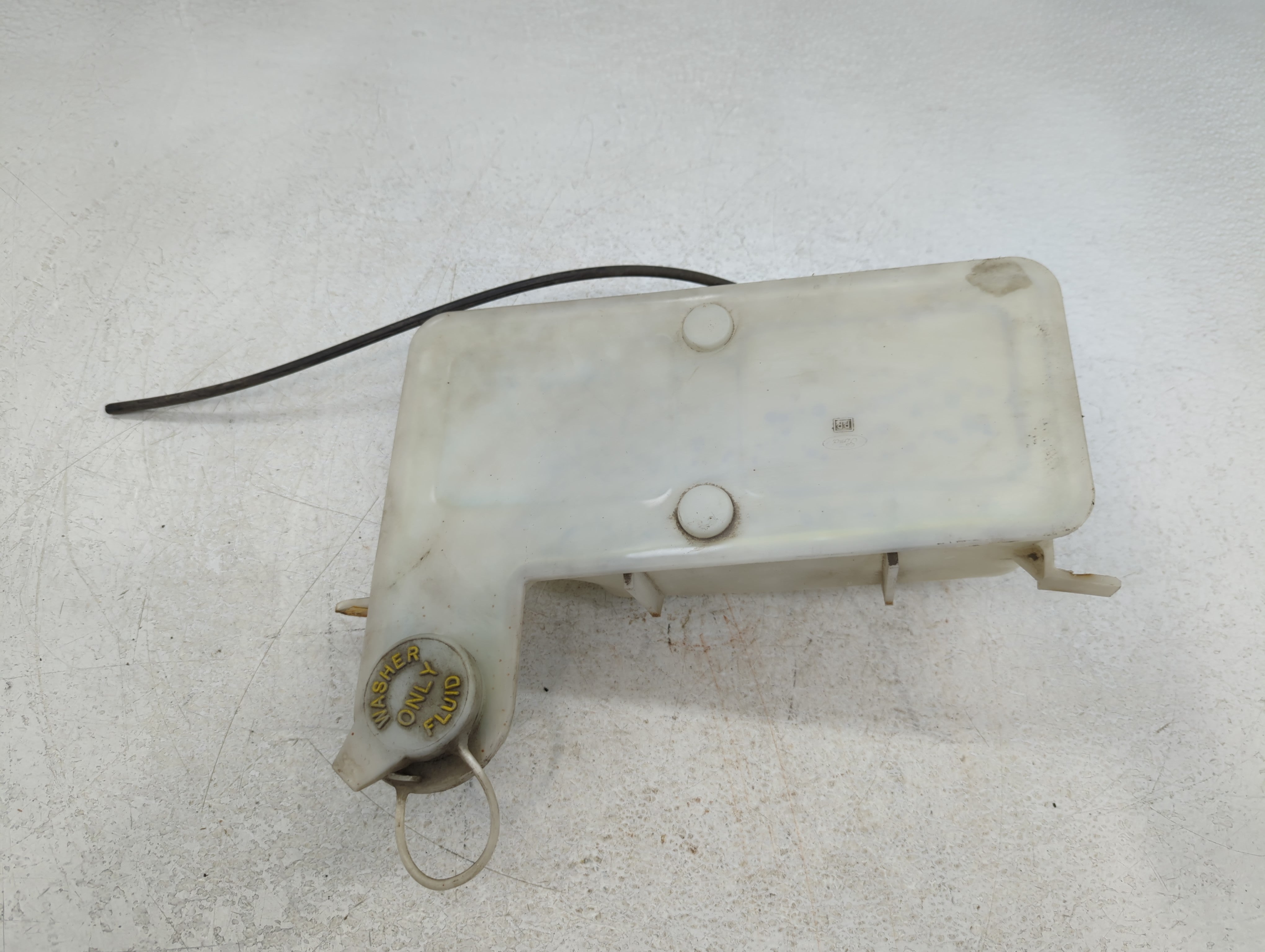 1996 Ford Mustang Windshield Washer Fluid Reservoir Bottle Oem - Oemusedautoparts1.com