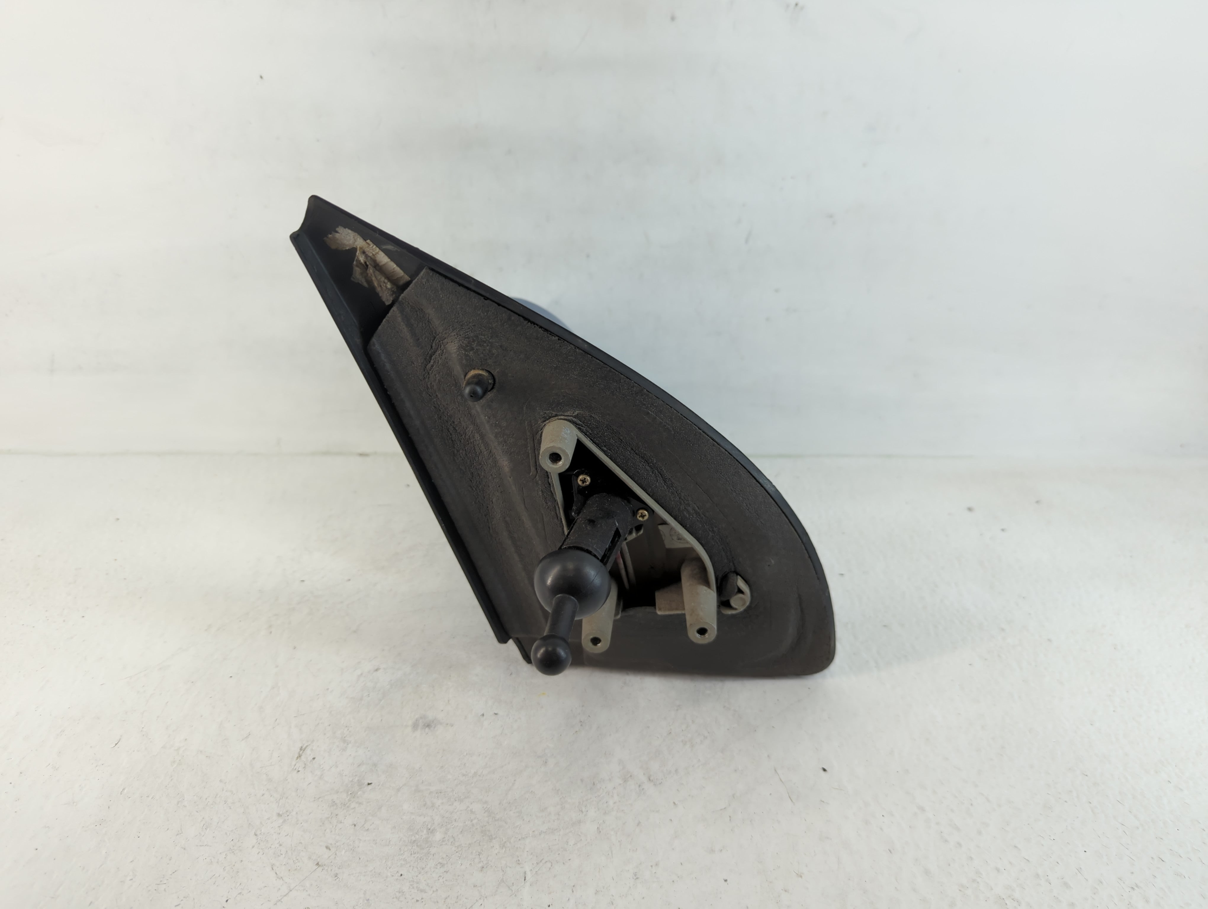 2004-2005 Chevrolet Aveo Side Mirror Replacement Driver Left View Door Mirror P/N:T200 Fits OEM Used Auto Parts - Oemusedautoparts1.com