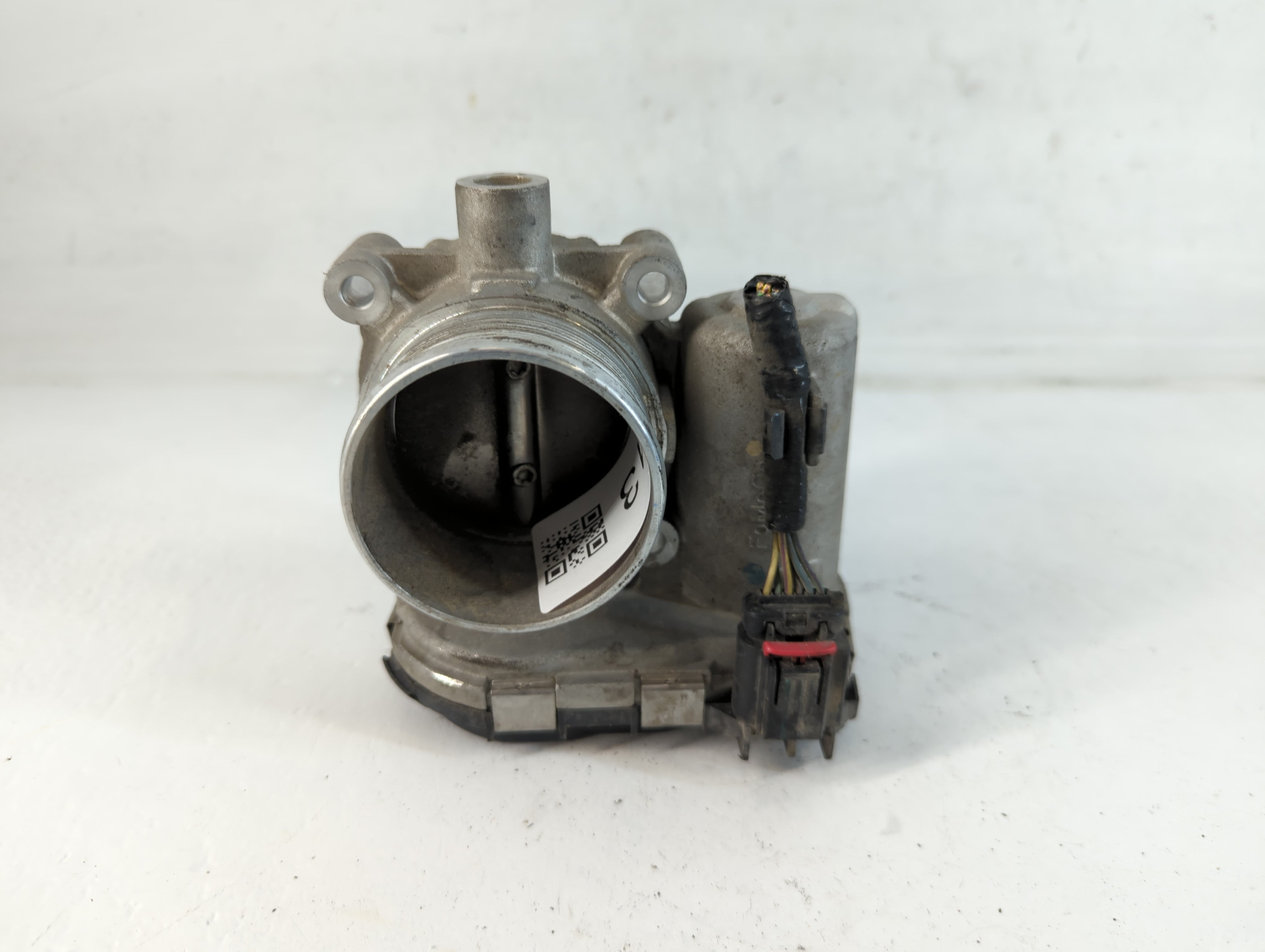 2012-2013 Ford Focus Throttle Body P/N:11107 003094, CM5E 9F991AC Fits Fits 2012 2013 2014 2015 2016 2017 OEM Used Auto Parts - Oemusedautoparts1.com