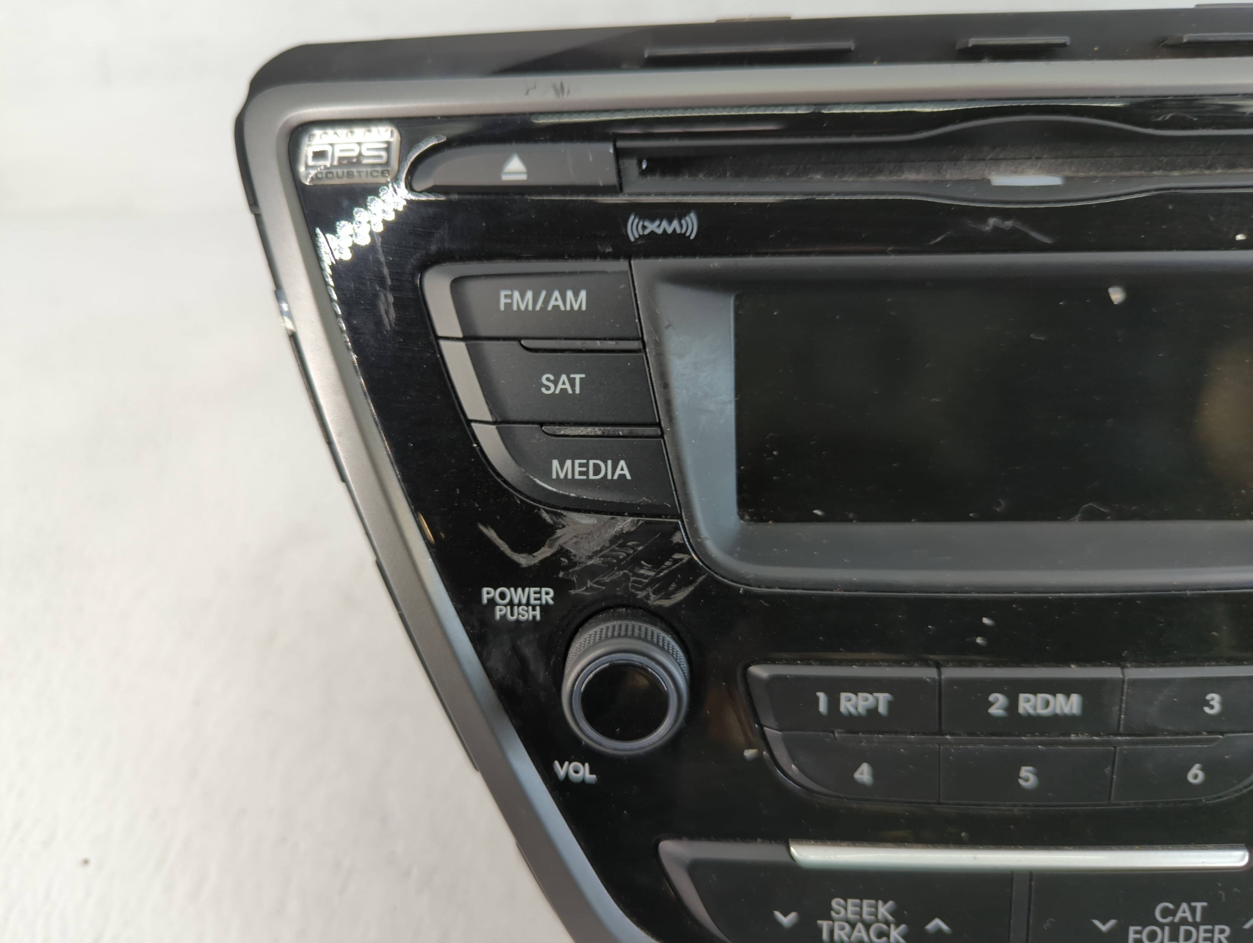 2014-2016 Hyundai Elantra Radio AM FM Cd Player Receiver Replacement P/N:96170-3X156GU Fits Fits 2014 2015 2016 OEM Used Auto Parts - Oemusedautoparts1.com