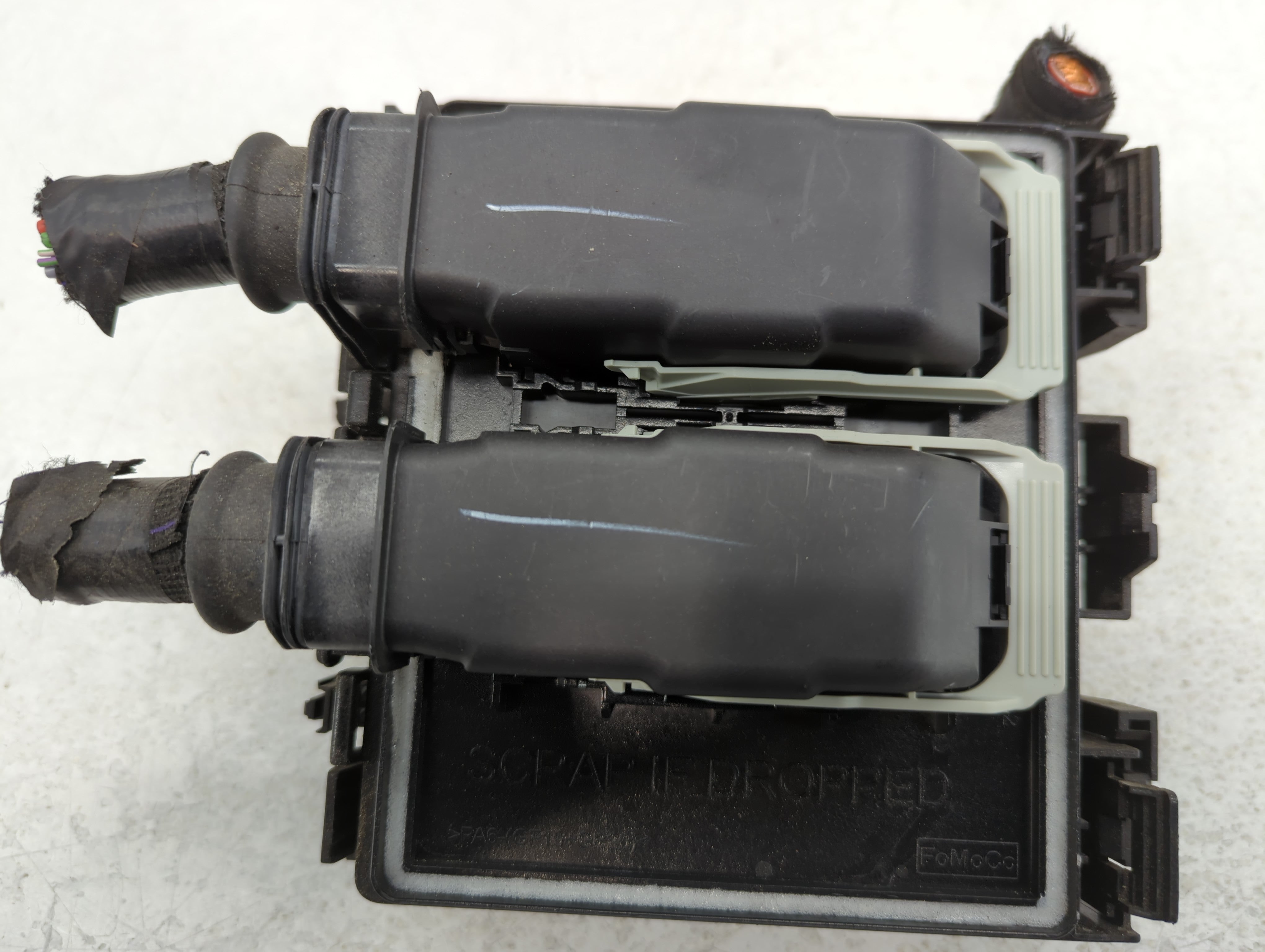 2020 Ford Escape Fusebox Fuse Box Panel Relay Module P/N:LX6T-14D068-NAB Fits OEM Used Auto Parts - Oemusedautoparts1.com