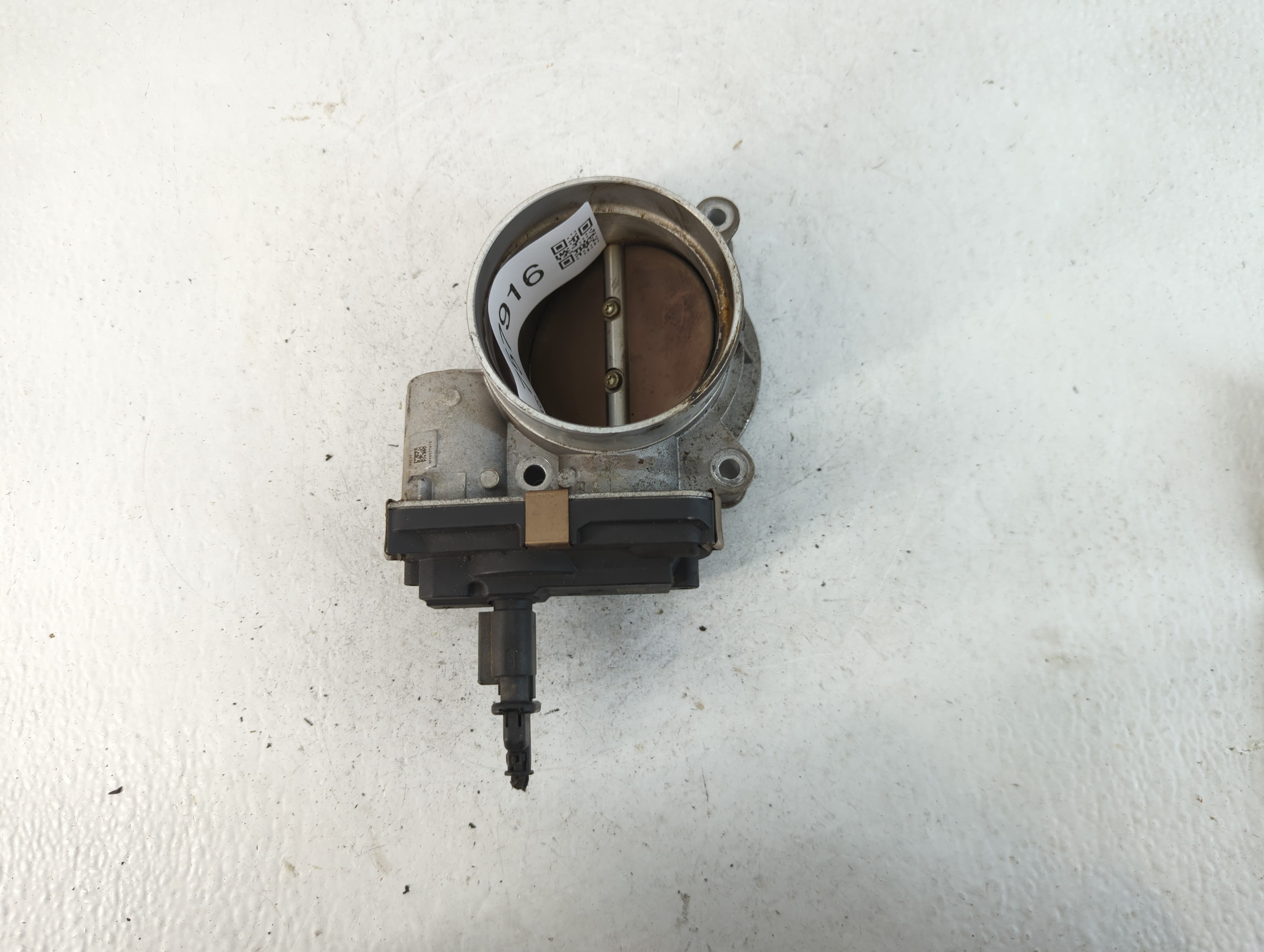 2014-2022 Chevrolet Silverado 1500 Throttle Body P/N:12678224 Fits Fits 2014 2015 2016 2017 2018 2019 2020 2021 2022 OEM Used Auto Parts - Oemusedautoparts1.com