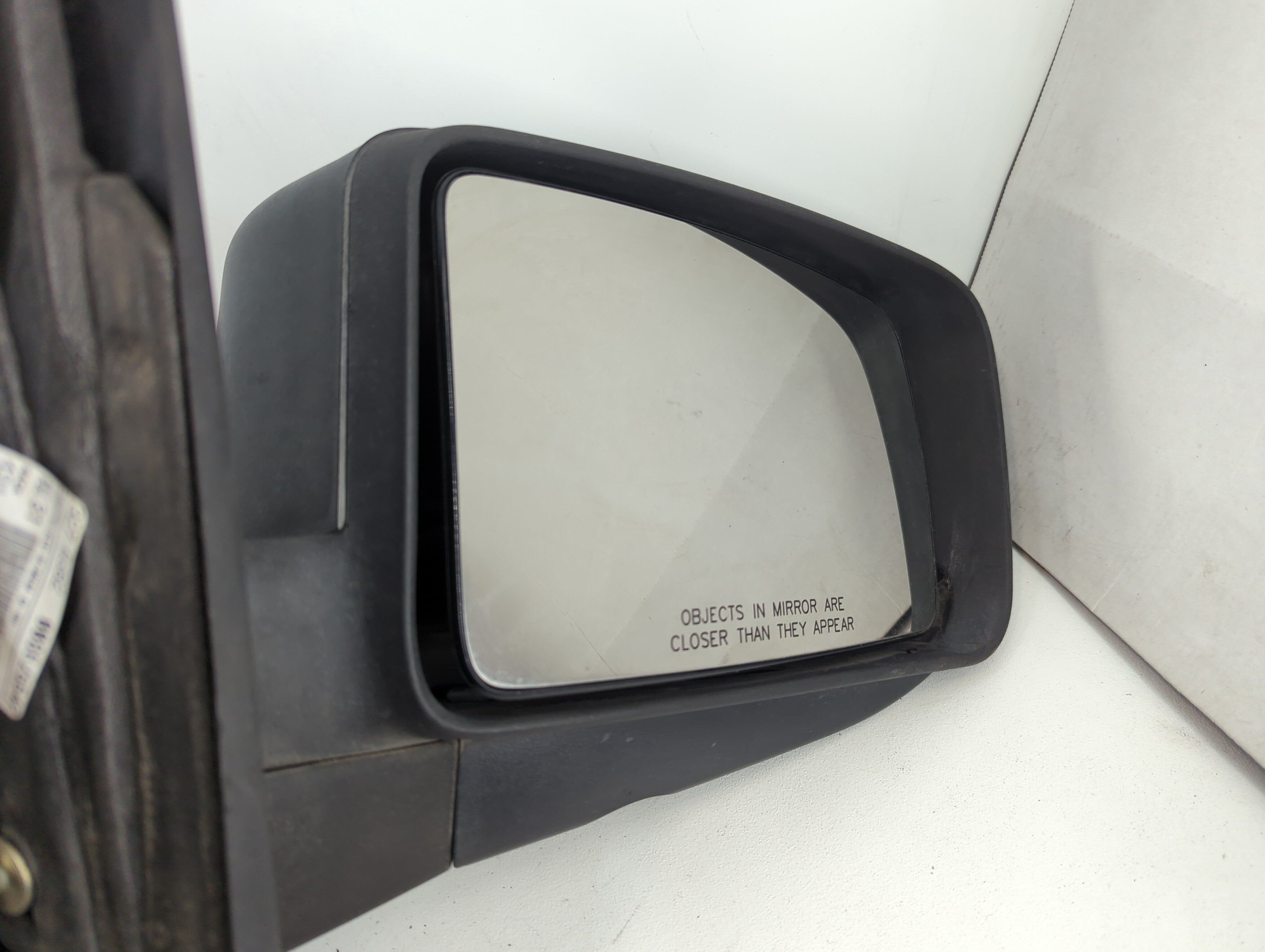 2005 Ford Expedition Side Mirror Replacement Passenger Right View Door Mirror P/N:008625542 327 0382 Fits OEM Used Auto Parts - Oemusedautoparts1.com