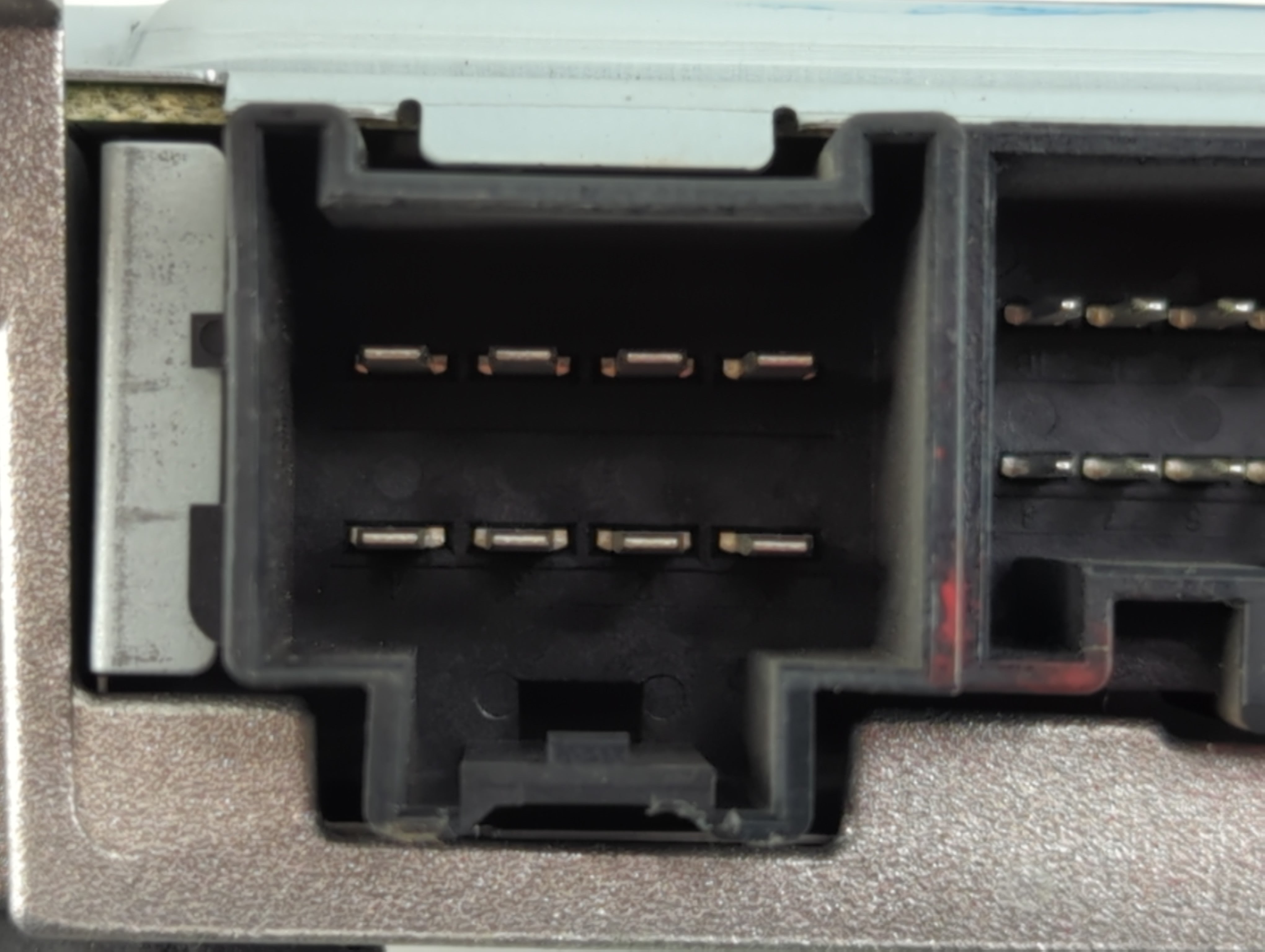 2010-2017 Chevrolet Equinox Radio AM FM Cd Player Receiver Replacement P/N:22855806 Fits OEM Used Auto Parts - Oemusedautoparts1.com