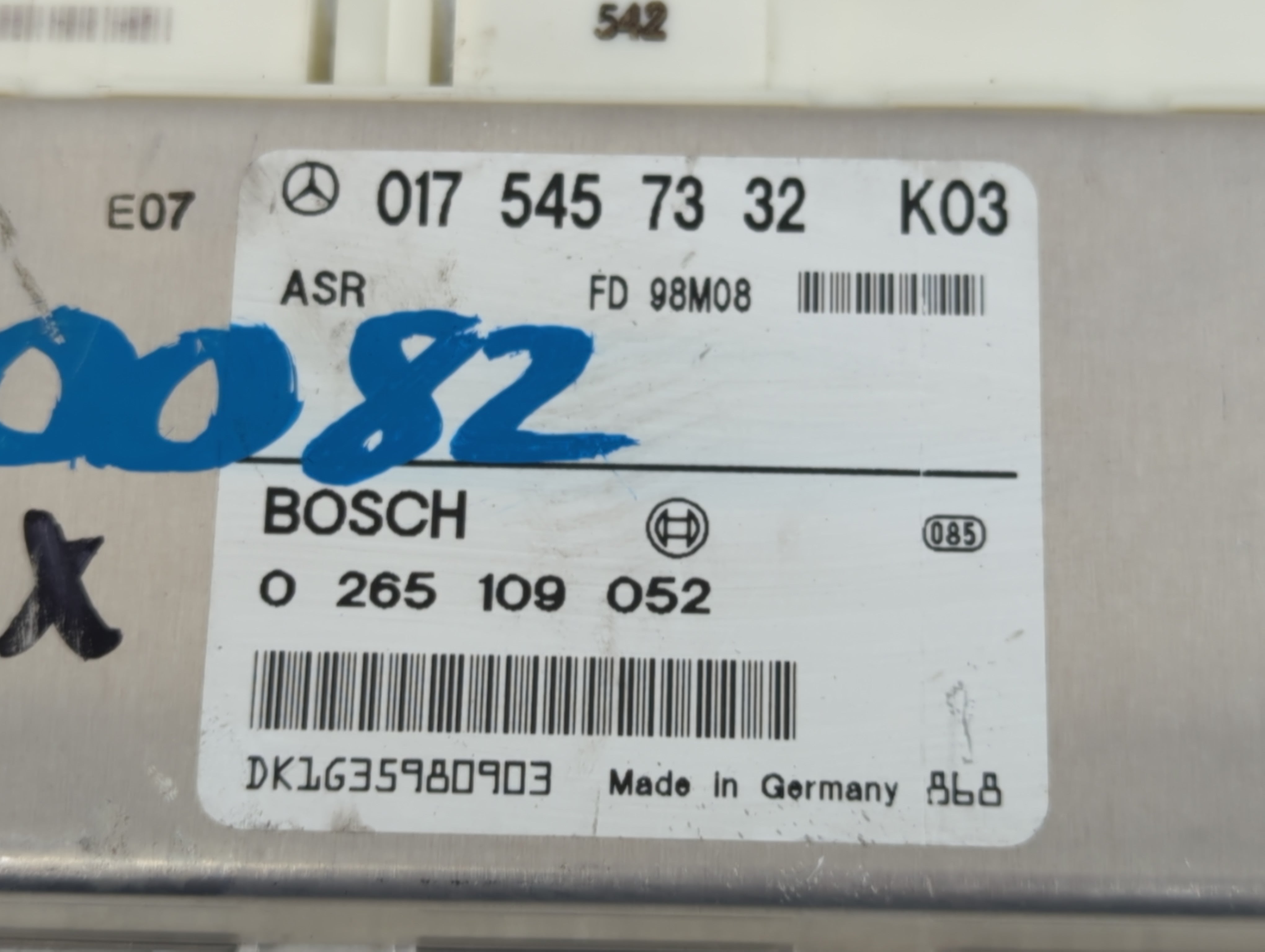 1999-2000 Mercedes-benz C280 Body Control Module Bcm Inner Cabin Fuse Box - Oemusedautoparts1.com