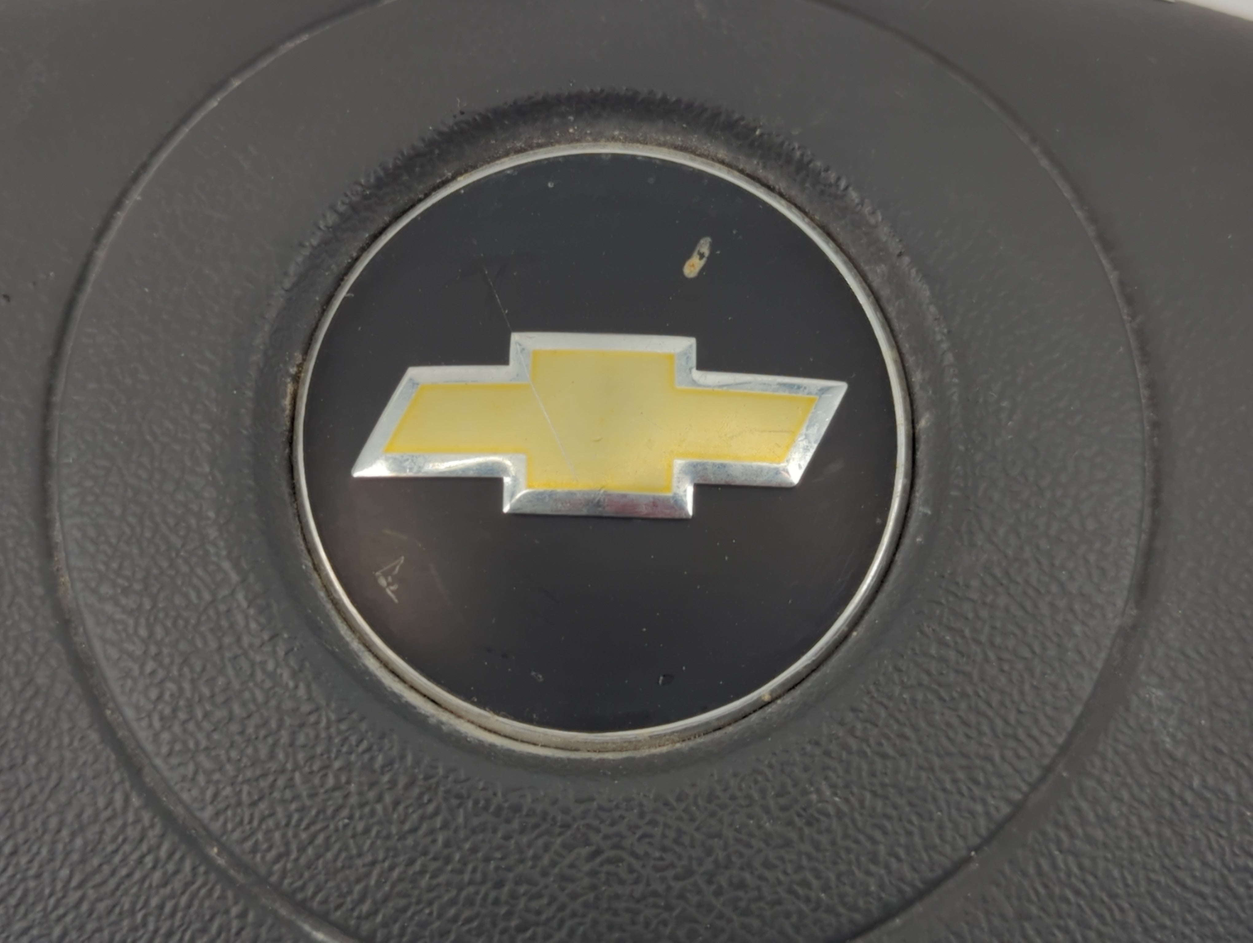 2006-2011 Chevrolet Hhr Air Bag Driver Left Steering Wheel Mounted Fits Fits 2006 2007 2008 2009 2010 2011 OEM Used Auto Parts - Oemusedautoparts1.com