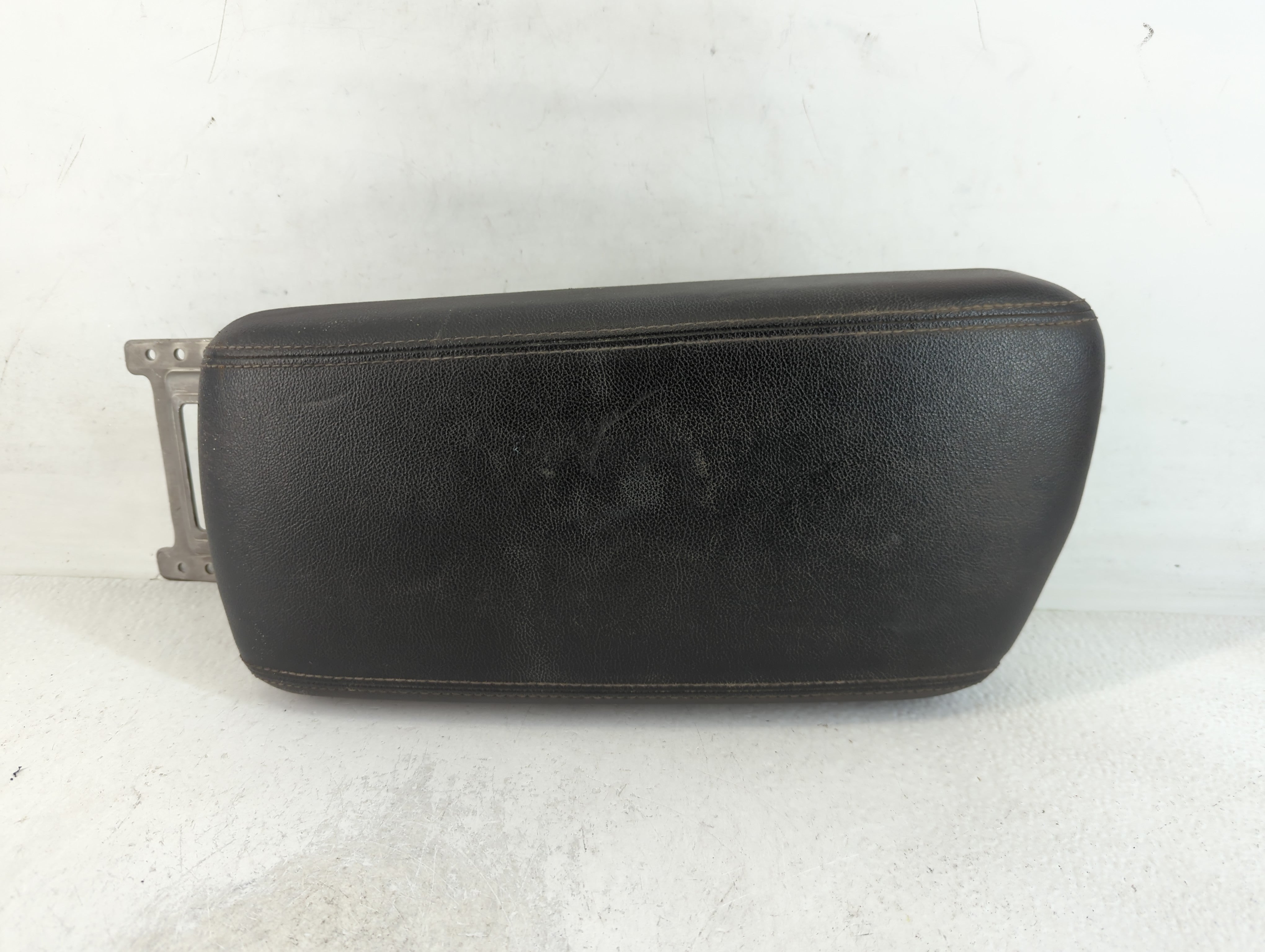 2019 Kia Optima Center Console Armrest Cover Lid Fits OEM Used Auto Parts - Oemusedautoparts1.com