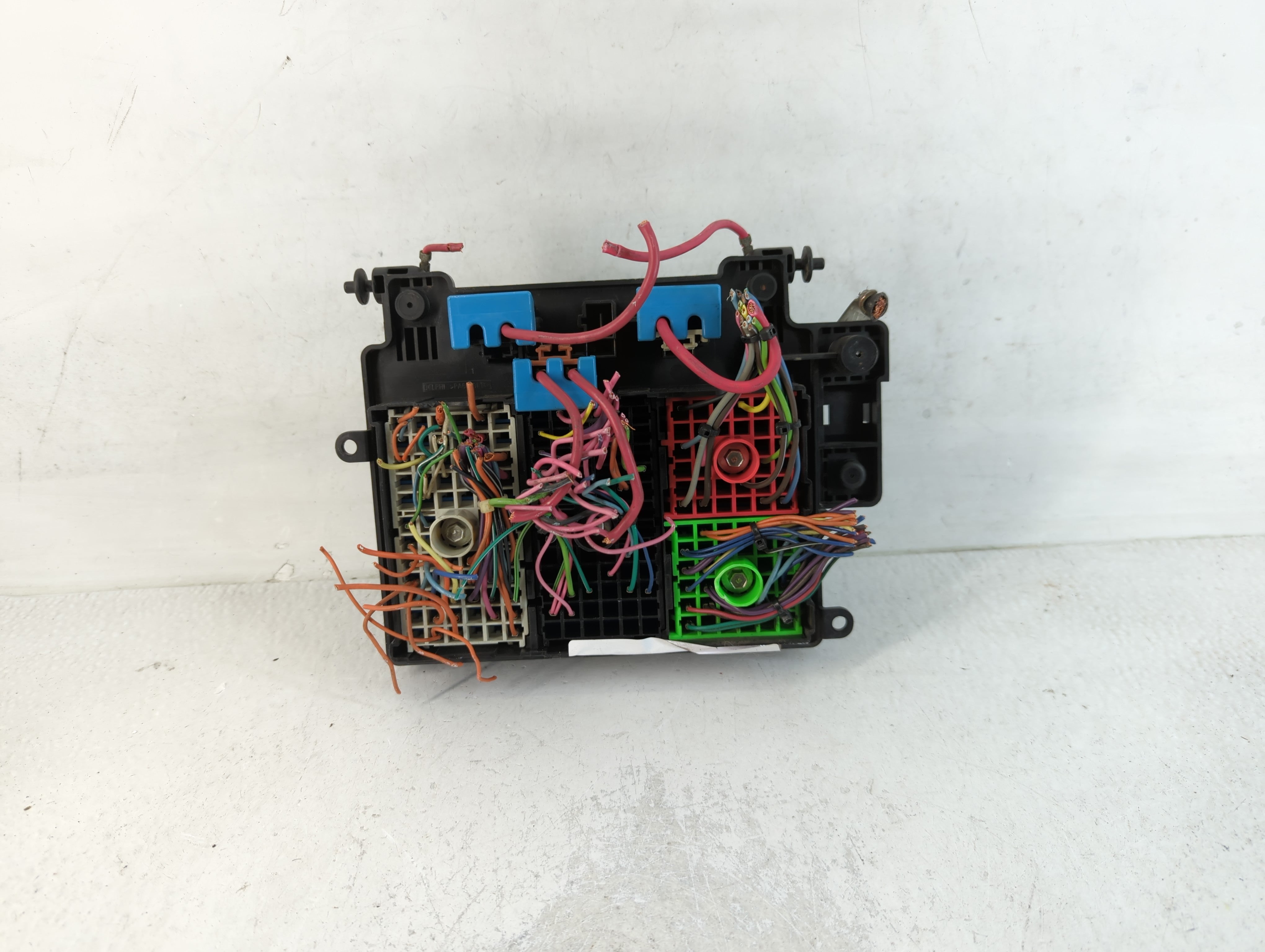 2000-2002 Chevrolet Tahoe Fusebox Fuse Box Panel Relay Module P/N:12193645-09 Fits Fits 2000 2001 2002 OEM Used Auto Parts - Oemusedautoparts1.com