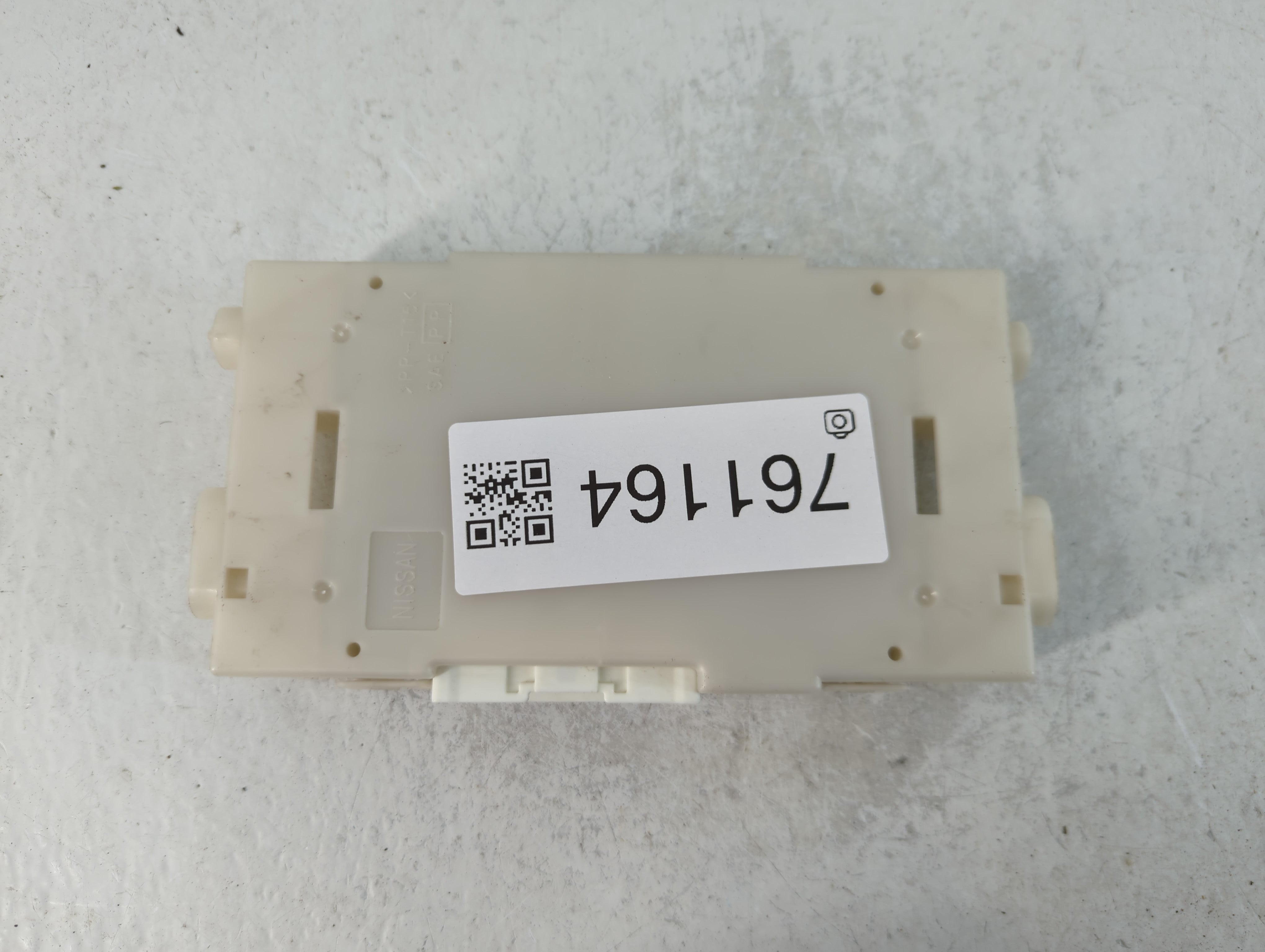 2010-2012 Nissan Maxima Transmission Control Module Tcu Tcm 27760 Zy80a - Oemusedautoparts1.com