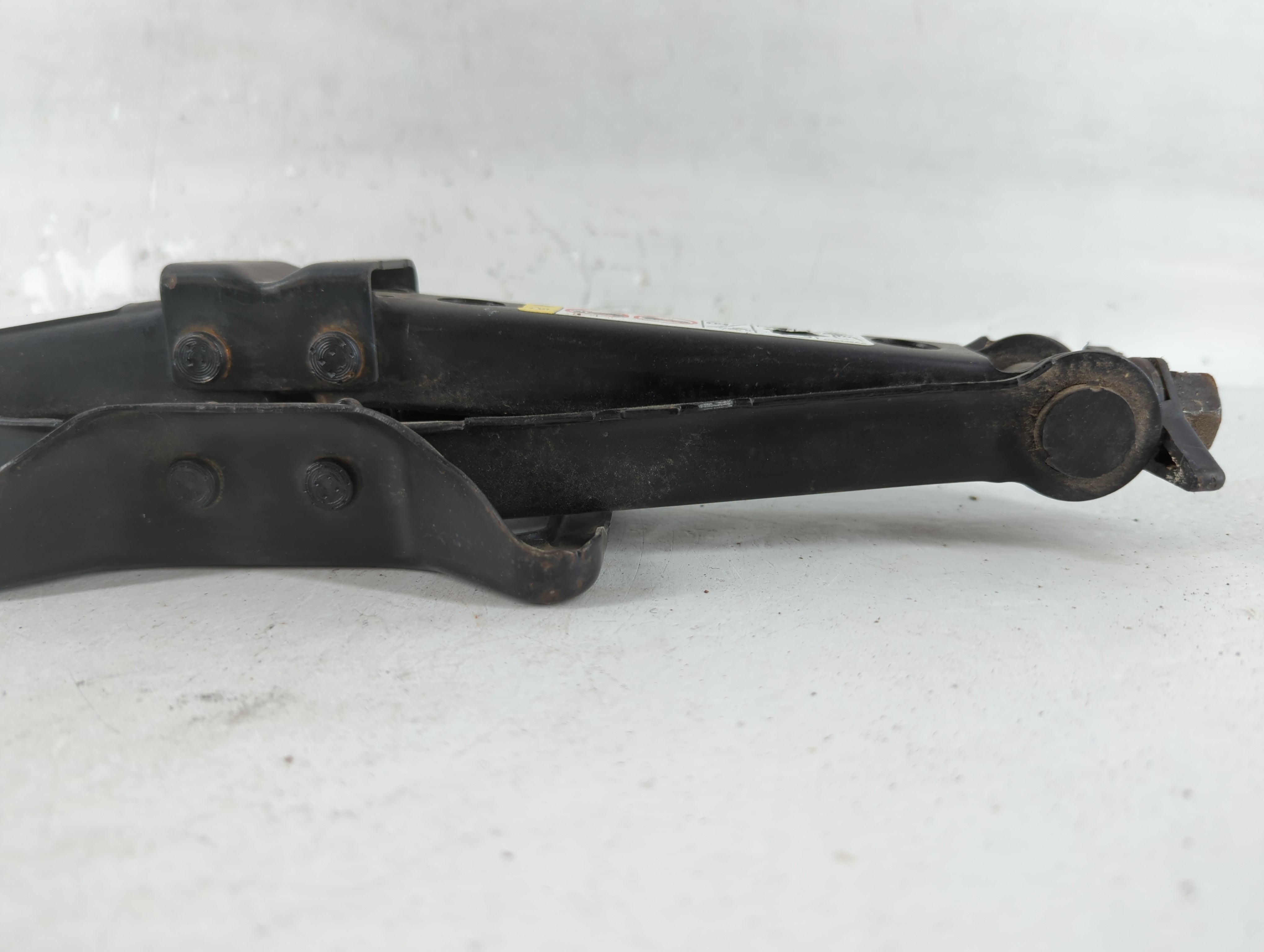 2014 Dodge Avenger Spare Scissor Car Jack - Oemusedautoparts1.com