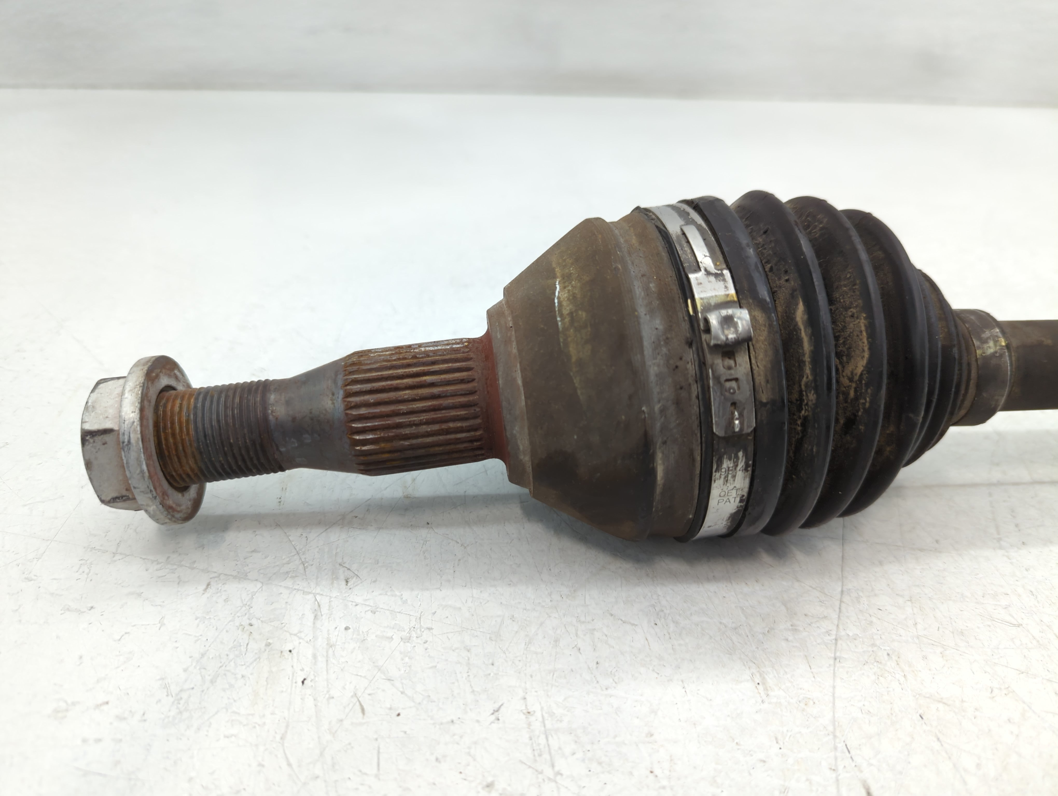 2006-2011 Cadillac Dts Axle Shaft Front Passenger Cv C/v - Oemusedautoparts1.com
