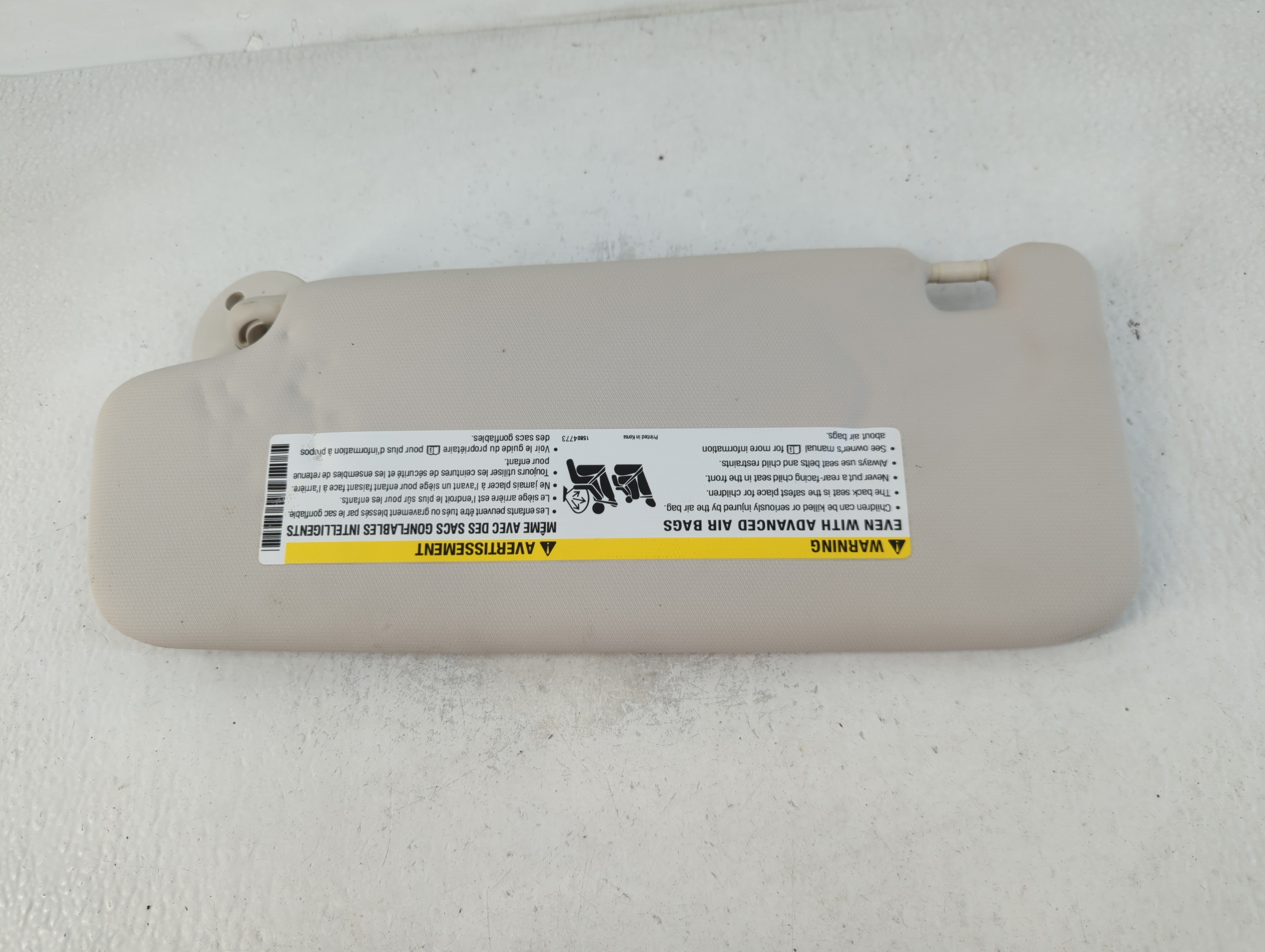 2016 Chevrolet Cruze Sun Visor Shade Replacement Passenger Right Mirror Fits OEM Used Auto Parts - Oemusedautoparts1.com