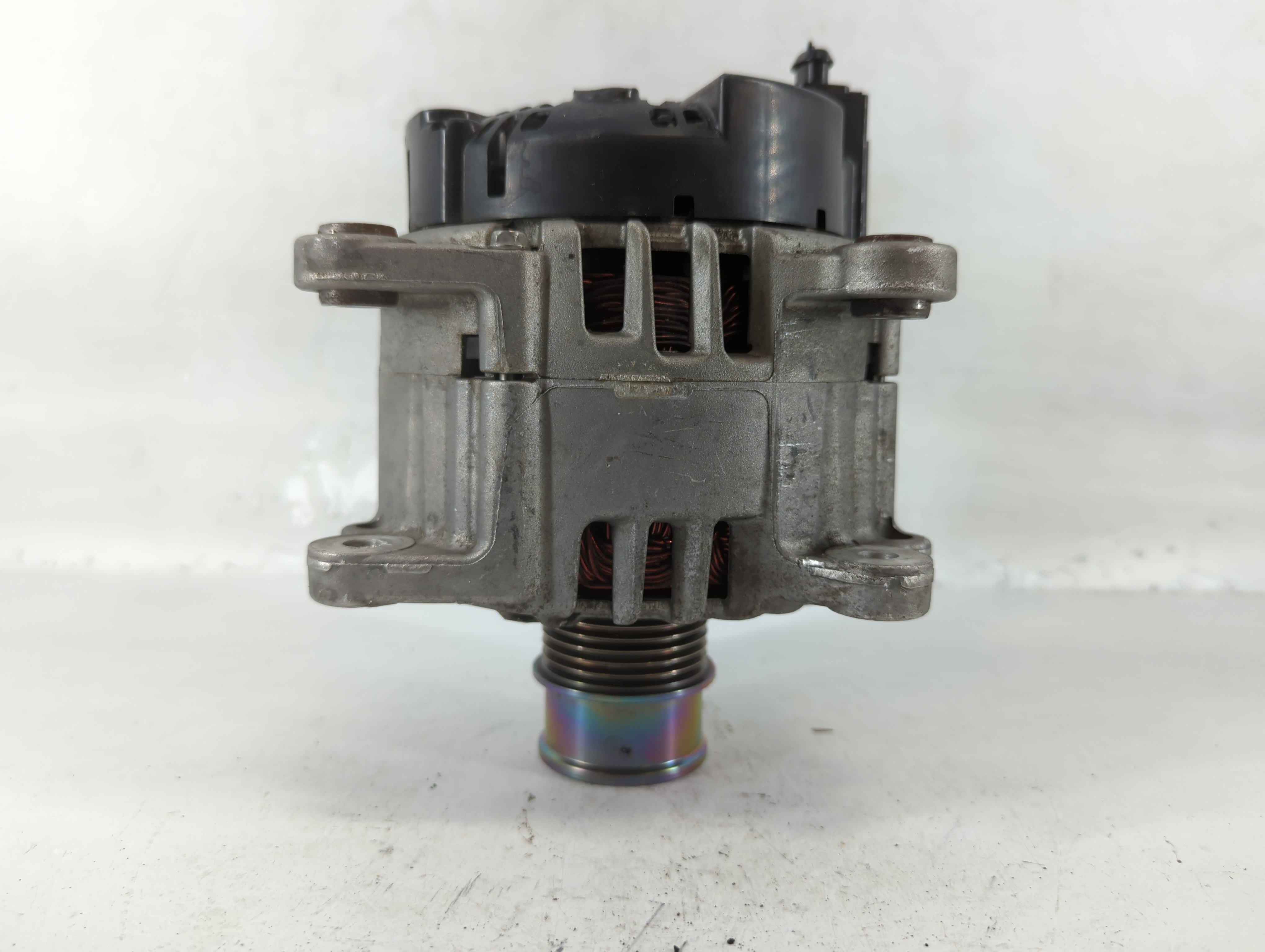 2016-2018 Volkswagen Jetta Alternator Replacement Generator Charging Assembly Engine OEM P/N:A2622963 04E 903 021 R Fits OEM Used Auto Parts - Oemusedautoparts1.com