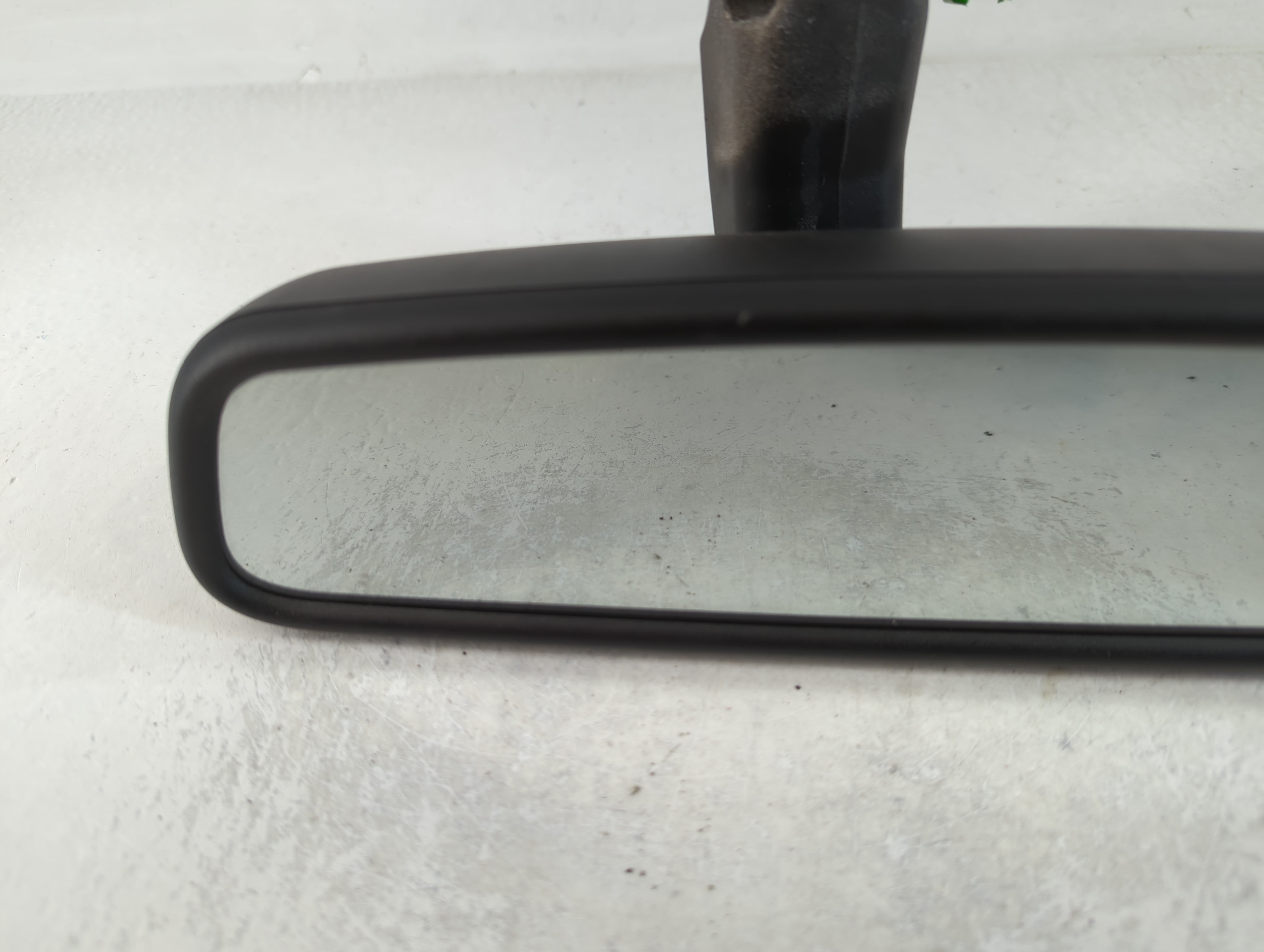 2011-2013 Volvo S60 Interior Rear View Mirror Replacement OEM P/N:35360575 30799046 Fits Fits 2011 2012 2013 OEM Used Auto Parts - Oemusedautoparts1.com