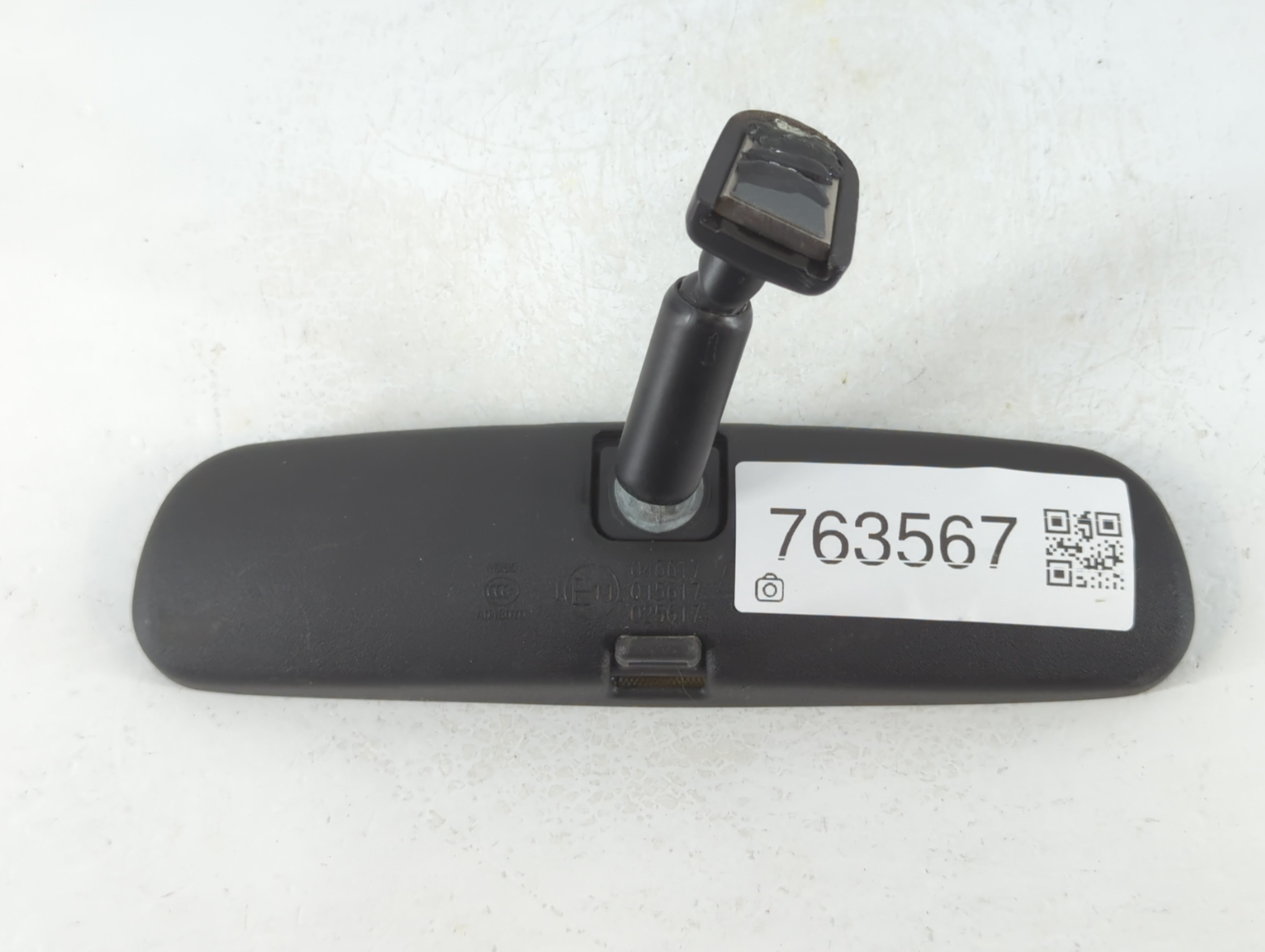 2017-2022 Toyota Corolla Interior Rear View Mirror Replacement OEM P/N:IE11015617 Fits Fits 2016 2017 2018 2019 2020 2021 2022 OEM Used Auto Parts - Oemusedautoparts1.com