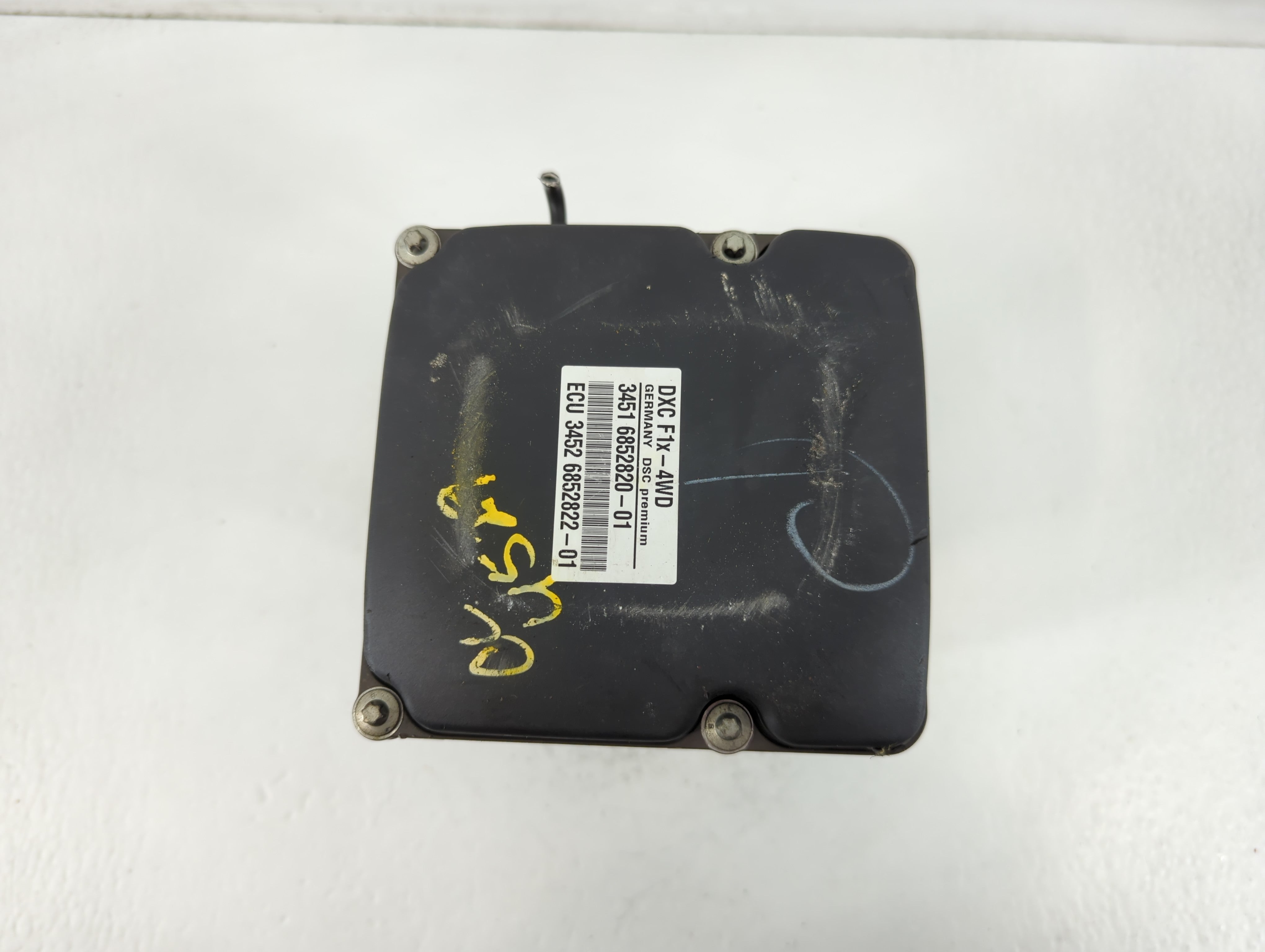 2011-2012 Bmw 535i ABS Pump Control Module Replacement P/N:3451 6852820-01 Fits Fits 2011 2012 OEM Used Auto Parts - Oemusedautoparts1.com