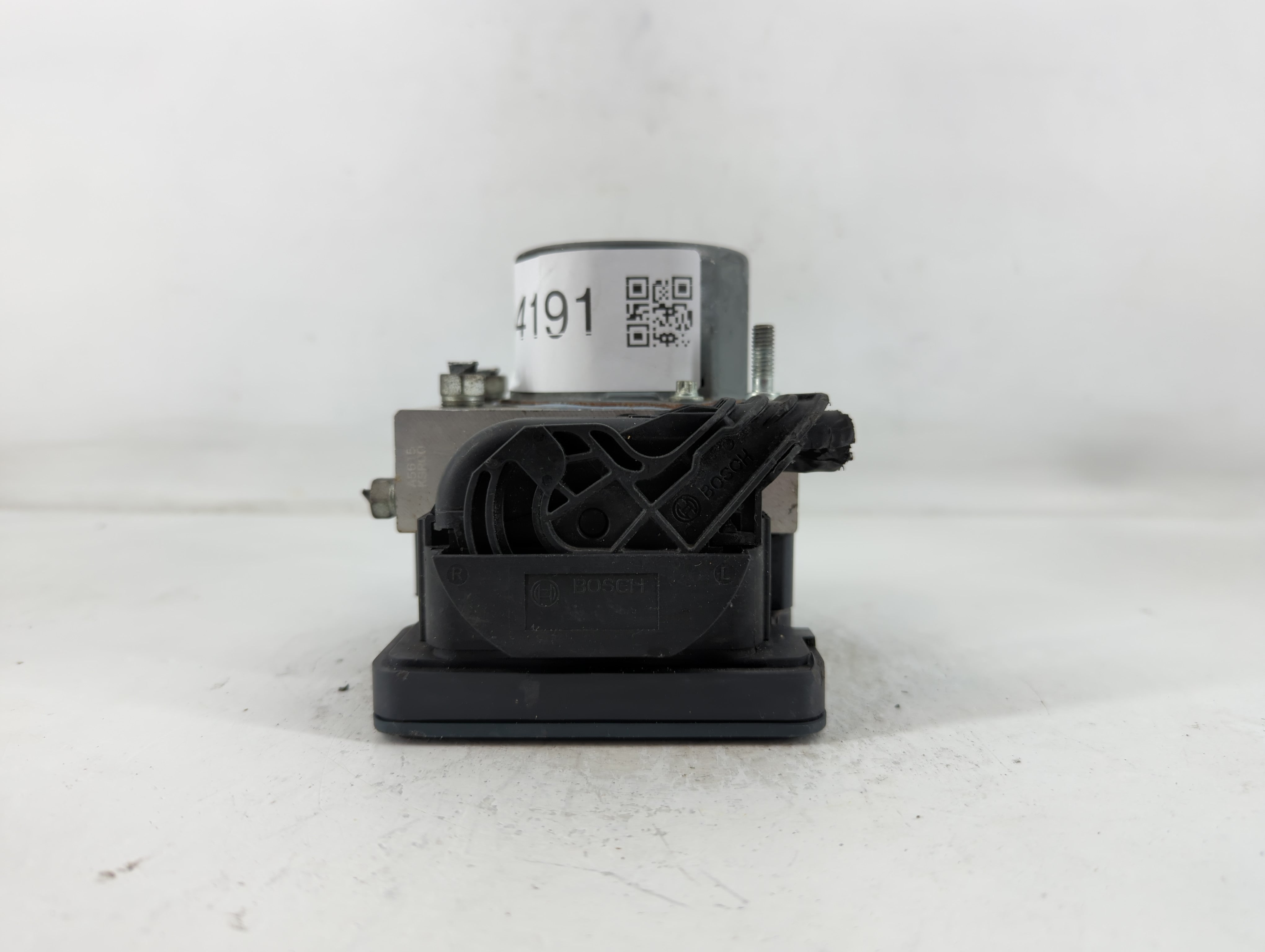 2013-2014 Subaru Xv ABS Pump Control Module Replacement P/N:269 529 2753GFJ190 Fits Fits 2013 2014 OEM Used Auto Parts - Oemusedautoparts1.com