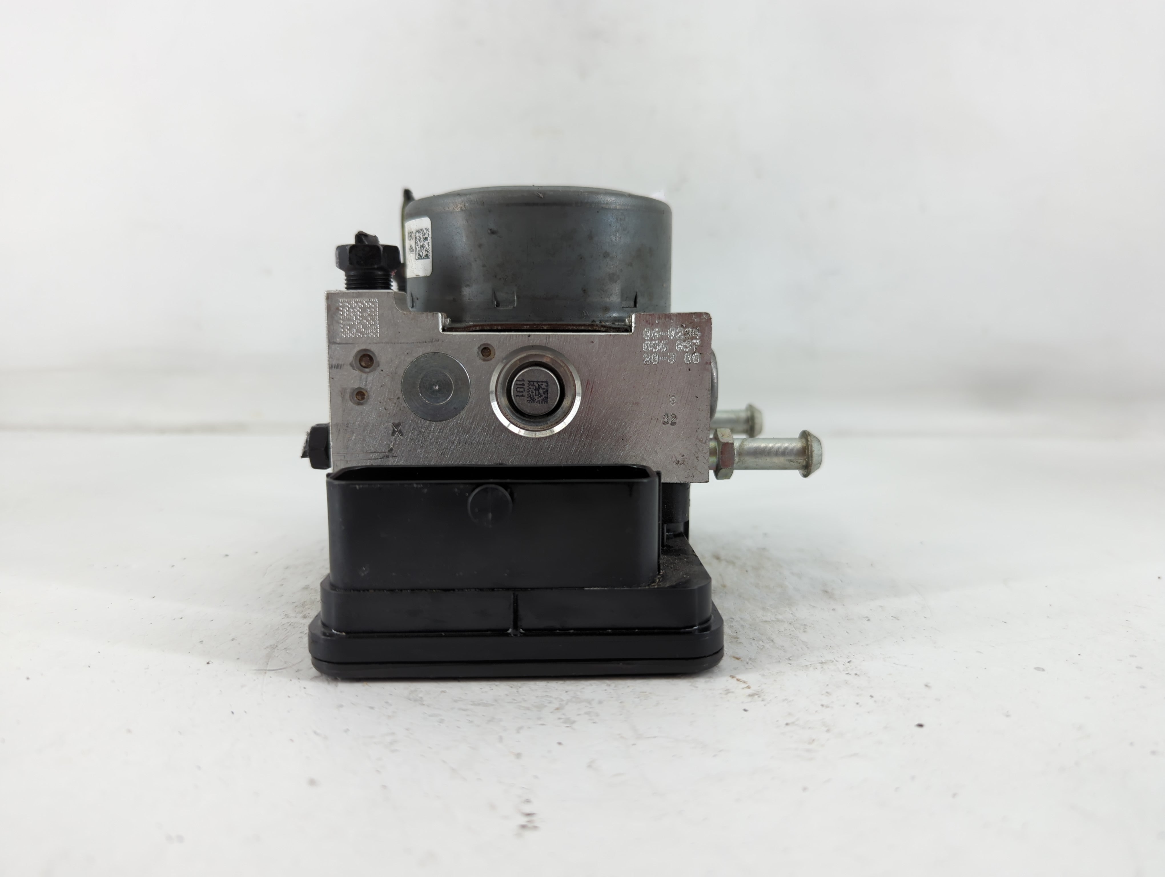 2022 Kia Forte ABS Pump Control Module Replacement P/N:58900-M7AA0 Fits OEM Used Auto Parts - Oemusedautoparts1.com