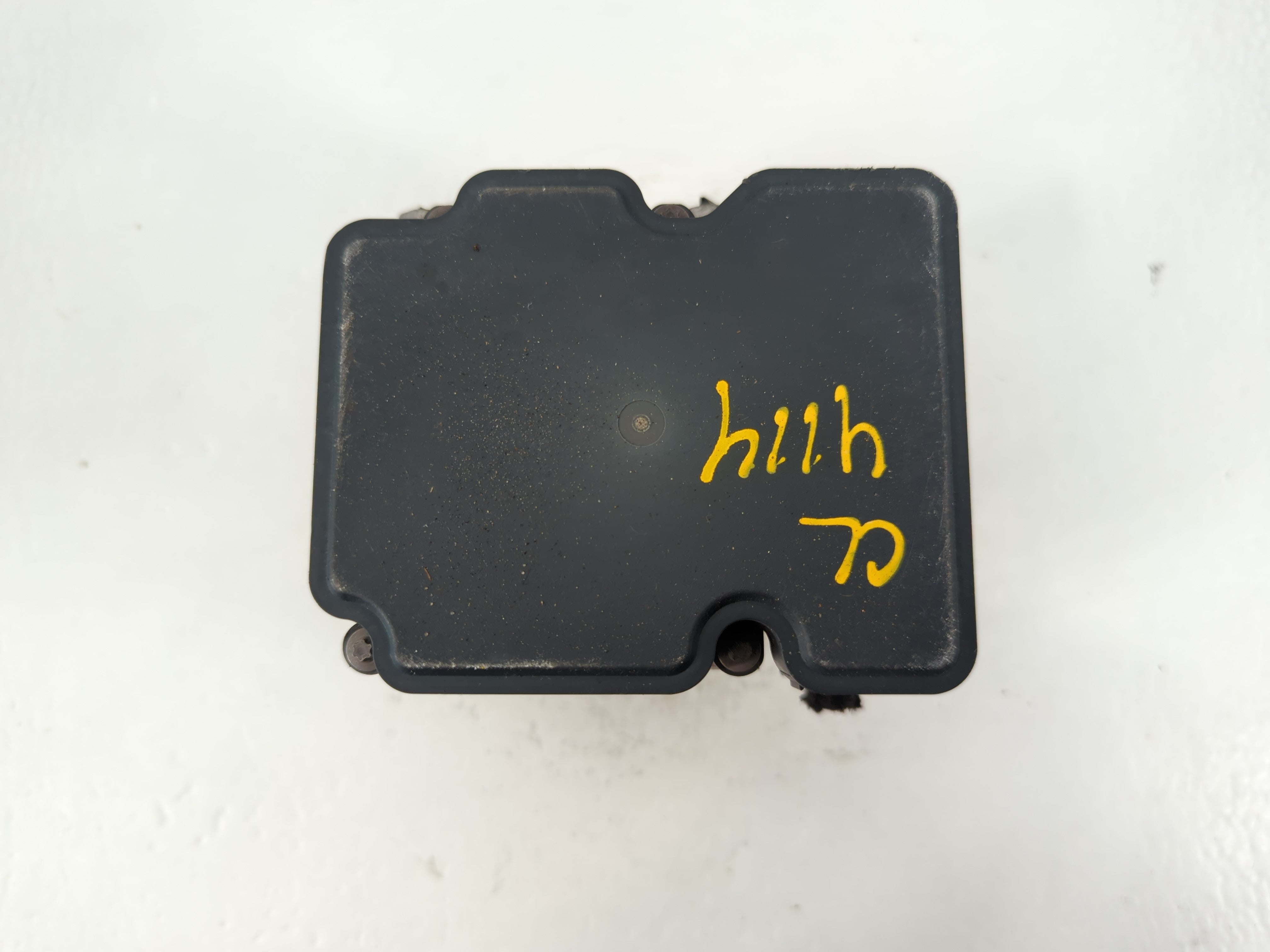 2018 Chevrolet Cruze ABS Pump Control Module Replacement P/N:39120572 Fits OEM Used Auto Parts - Oemusedautoparts1.com
