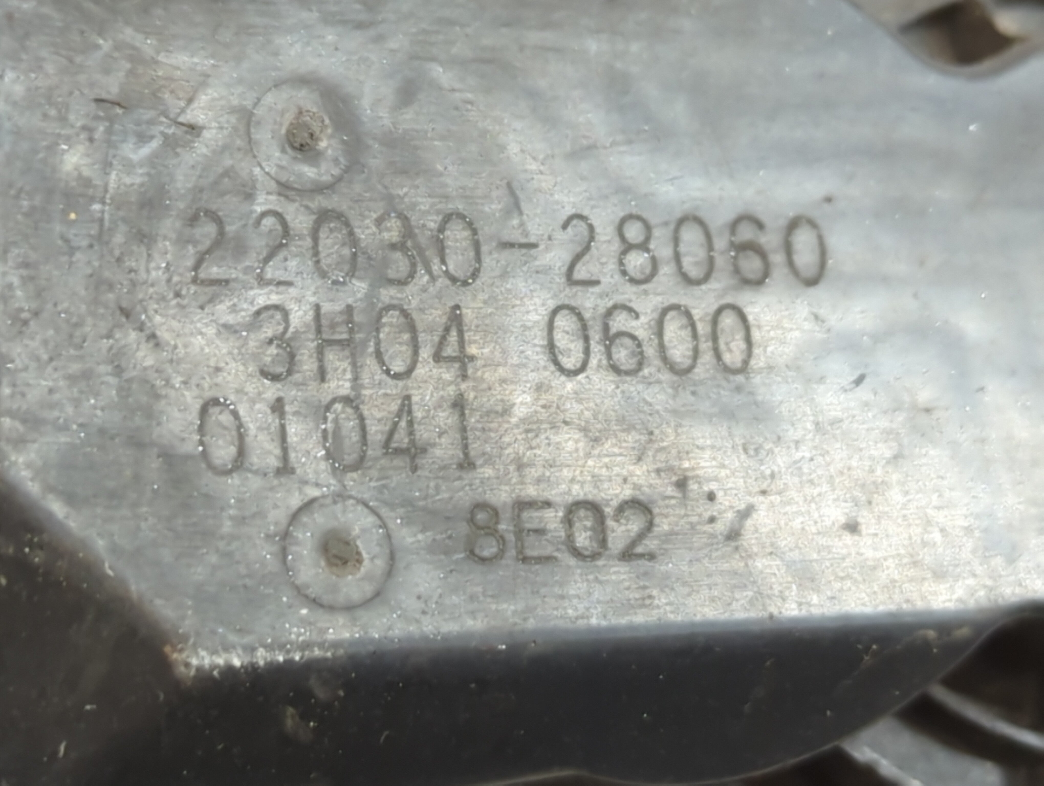 2004-2006 Toyota Camry Throttle Body P/N:093005 3 3S4G-AD Fits Fits 2004 2005 2006 2007 OEM Used Auto Parts - Oemusedautoparts1.com