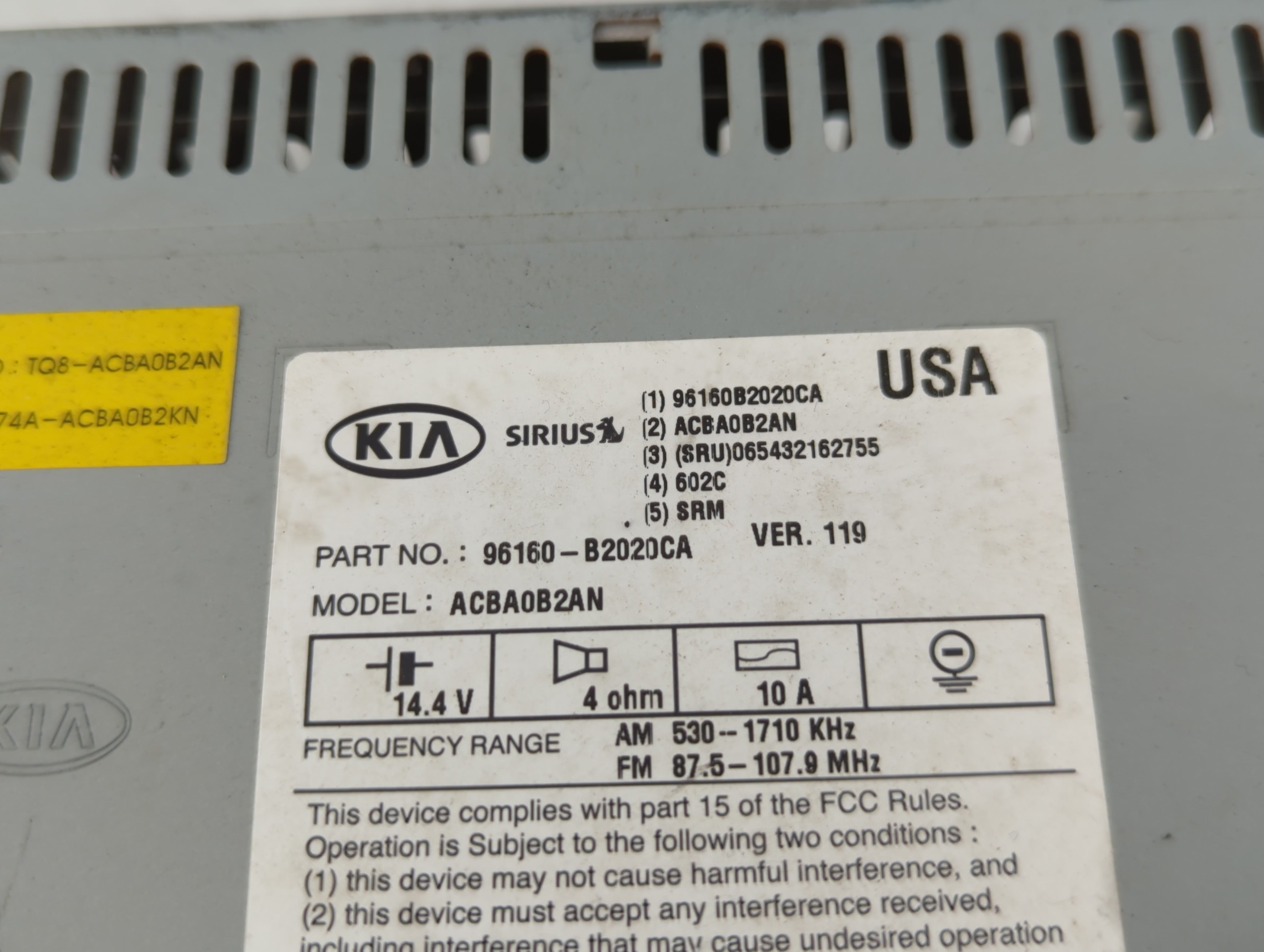 2014-2016 Kia Soul Radio AM FM Cd Player Receiver Replacement P/N:96160-B2020CA Fits Fits 2014 2015 2016 OEM Used Auto Parts - Oemusedautoparts1.com