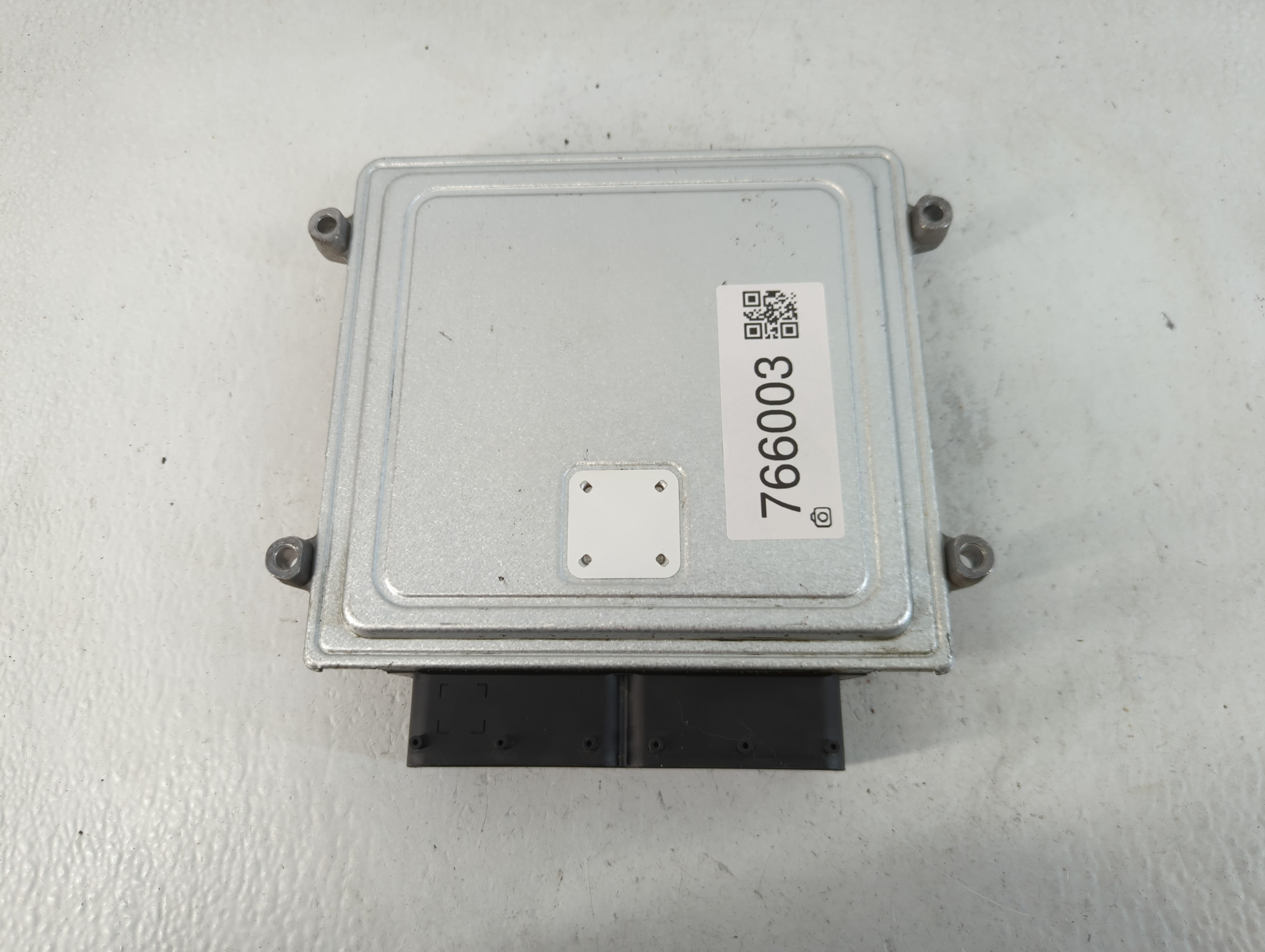 2018-2019 Hyundai Sonata PCM Engine Control Computer ECU ECM PCU OEM P/N:39102-2GGK2 Fits Fits 2018 2019 OEM Used Auto Parts - Oemusedautoparts1.com