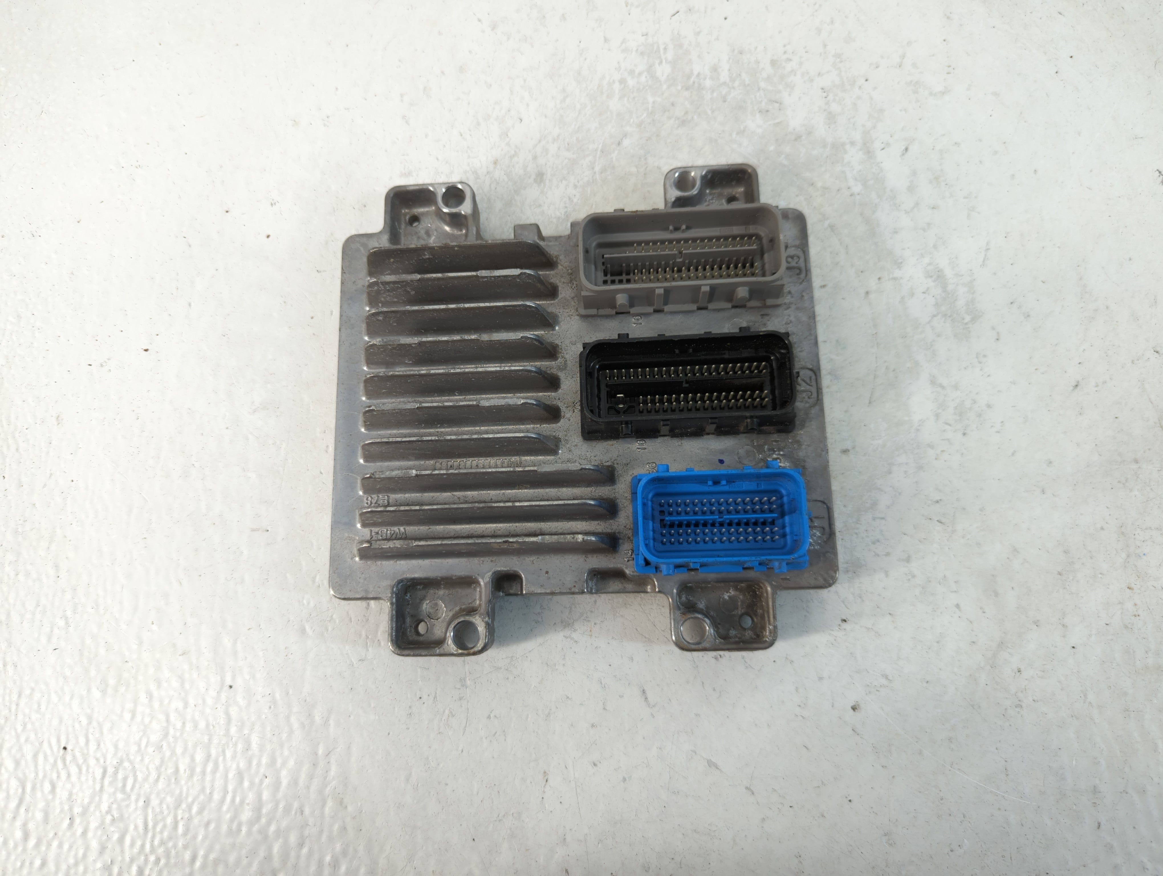 2012-2016 Chevrolet Cruze PCM Engine Control Computer ECU ECM PCU OEM P/N:12643636 12656958 Fits OEM Used Auto Parts - Oemusedautoparts1.com