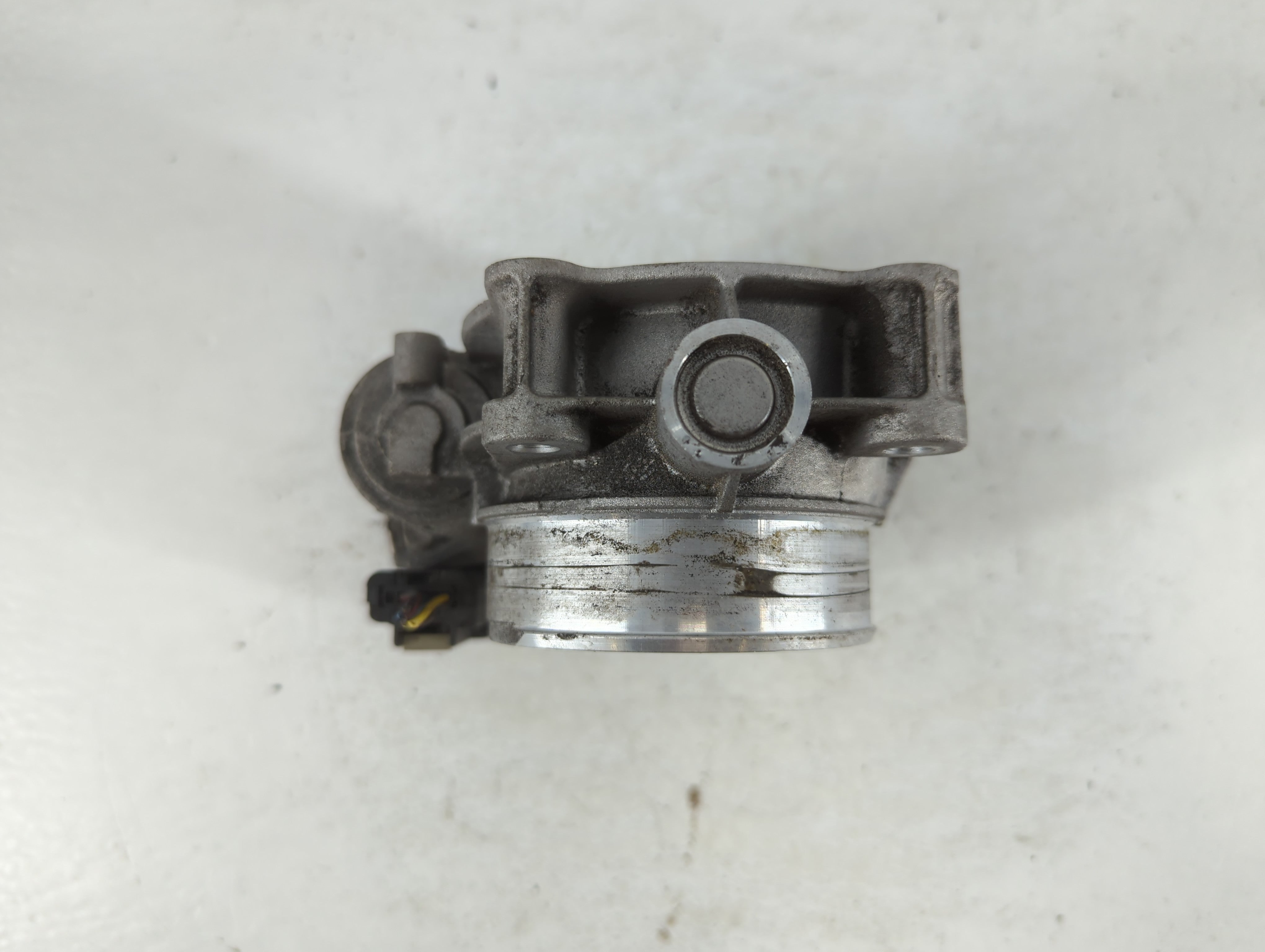 2017-2022 Chevrolet Traverse Throttle Body P/N:12670981AA Fits Fits 2012 2013 2014 2015 2016 2017 2018 2019 2020 2021 2022 OEM Used Auto Parts - Oemusedautoparts1.com