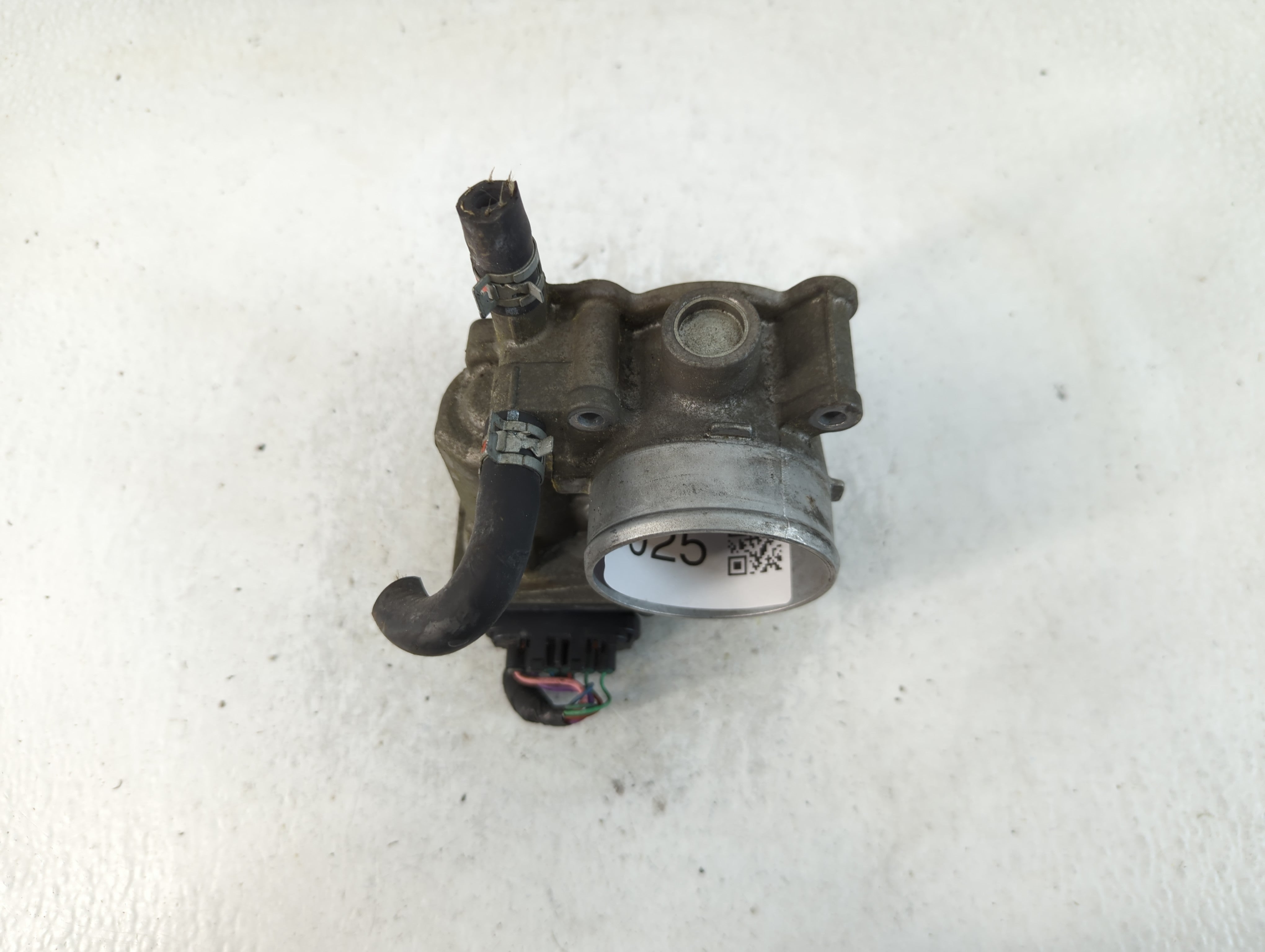 2011-2019 Toyota Corolla Throttle Body P/N:22030-0T080 Fits Fits 2011 2012 2013 2014 2015 2016 2017 2018 2019 OEM Used Auto Parts - Oemusedautoparts1.com
