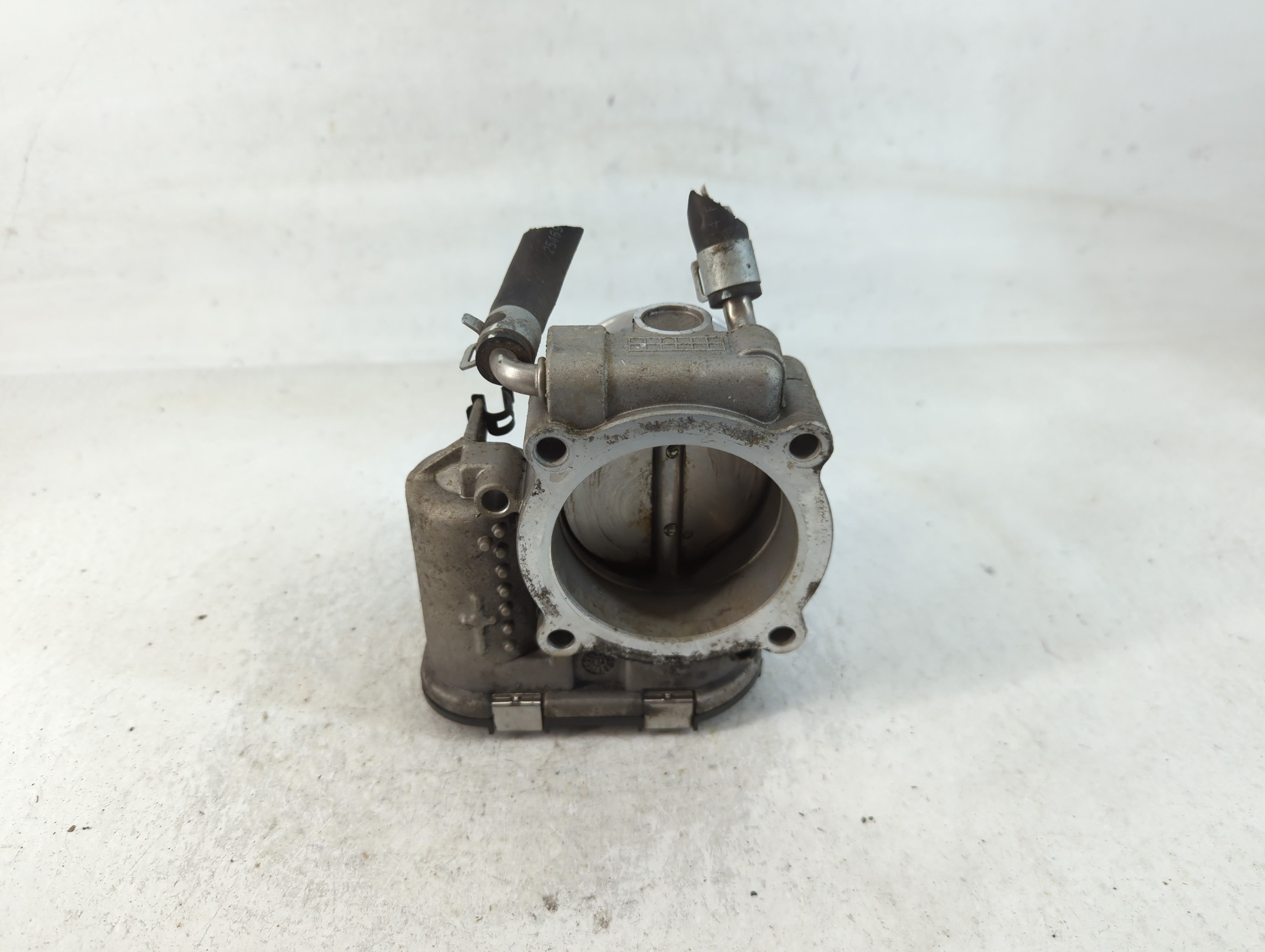 2015-2019 Hyundai Sonata Throttle Body P/N:35100-2G600 Fits Fits 2015 2016 2017 2018 2019 2020 2021 OEM Used Auto Parts - Oemusedautoparts1.com