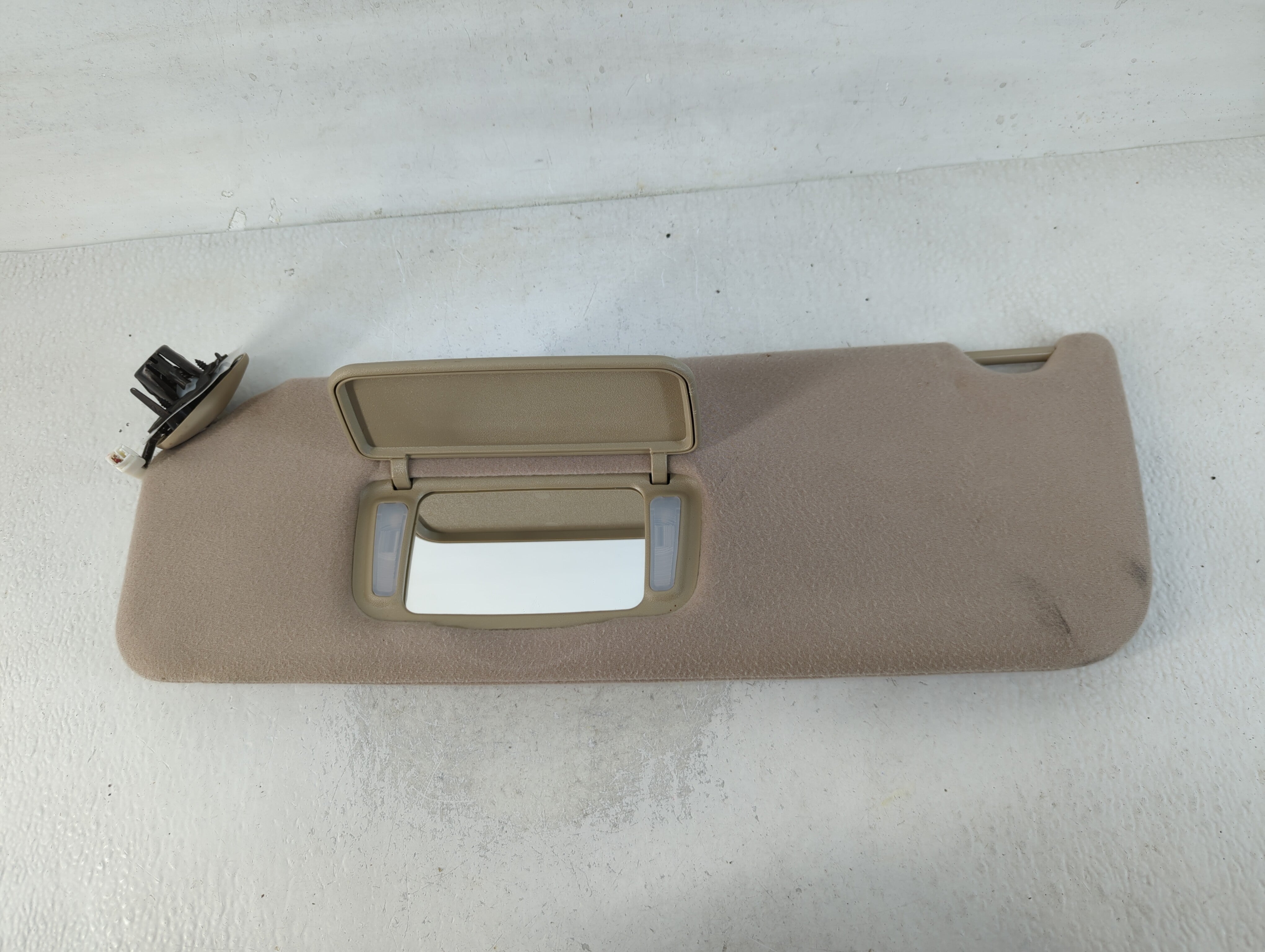 2005-2010 Toyota Sienna Sun Visor Shade Replacement Driver Left Mirror Fits Fits 2005 2006 2007 2008 2009 2010 OEM Used Auto Parts - Oemusedautoparts1.com