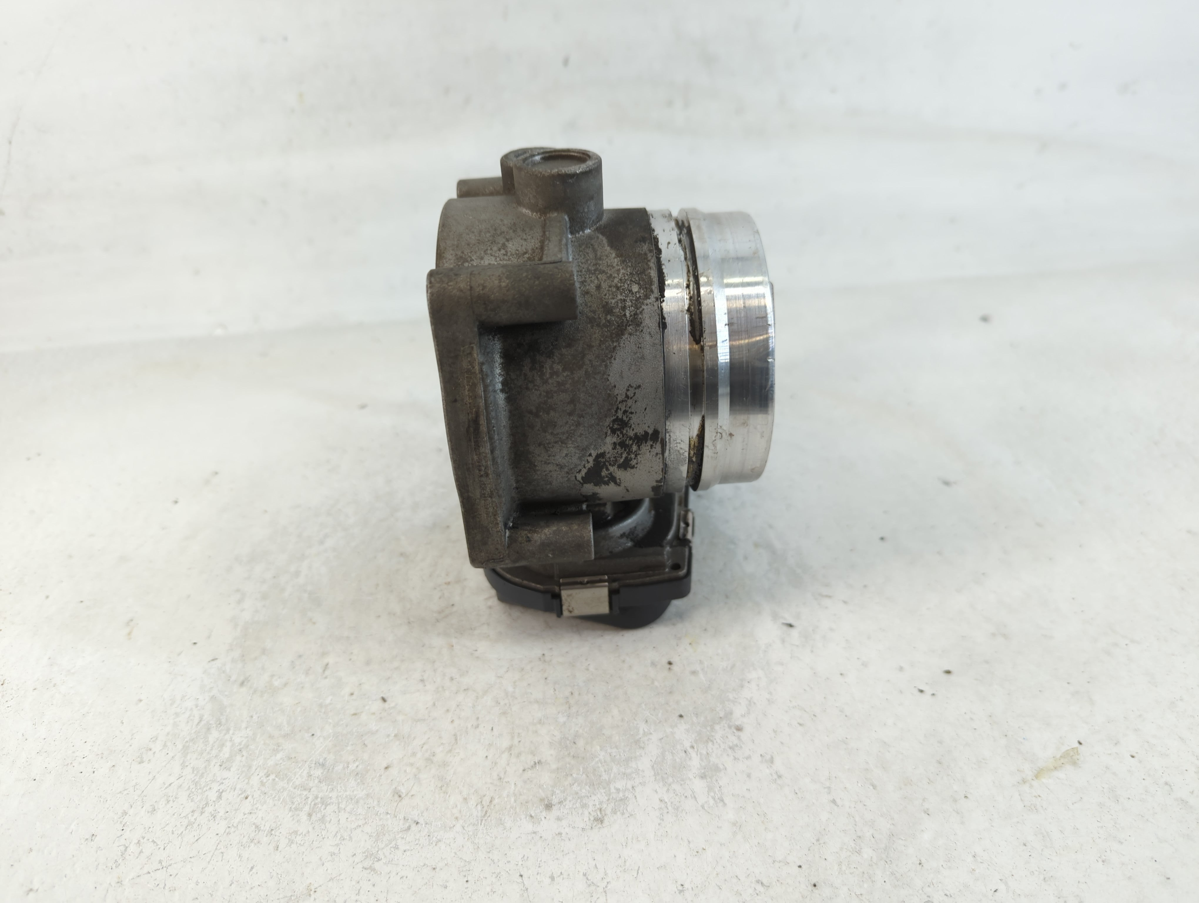 2011-2018 Bmw X5 Throttle Body P/N:1354 7597871-01 A2C53356724 Fits Fits 2010 2011 2012 2013 2014 2015 2016 2017 2018 2019 2020 OEM Used Auto Parts - Oemusedautoparts1.com