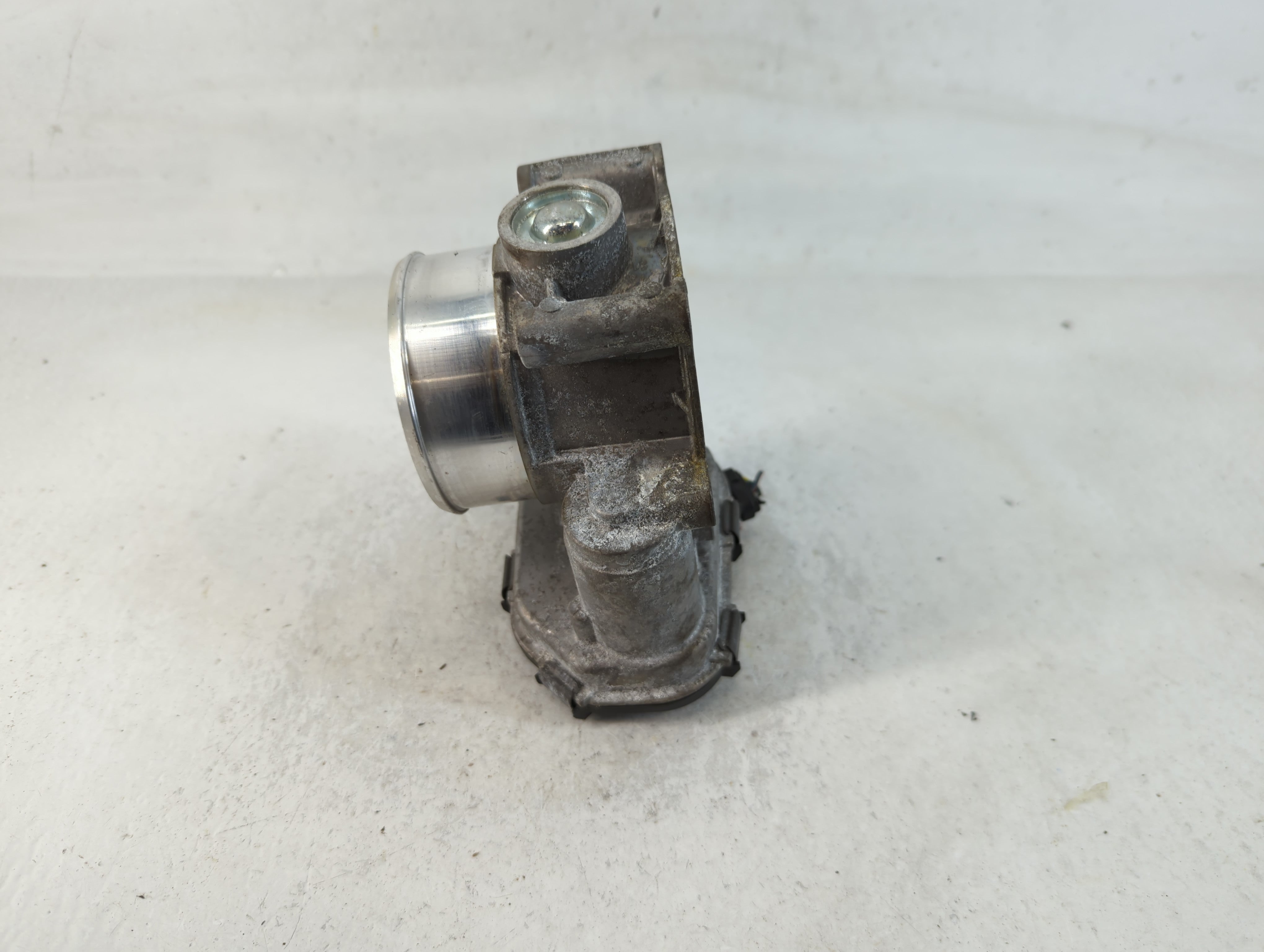 2017-2022 Ford F-150 Throttle Body P/N:HL3E 9F991 AA Fits Fits 2017 2018 2019 2020 2021 2022 OEM Used Auto Parts - Oemusedautoparts1.com