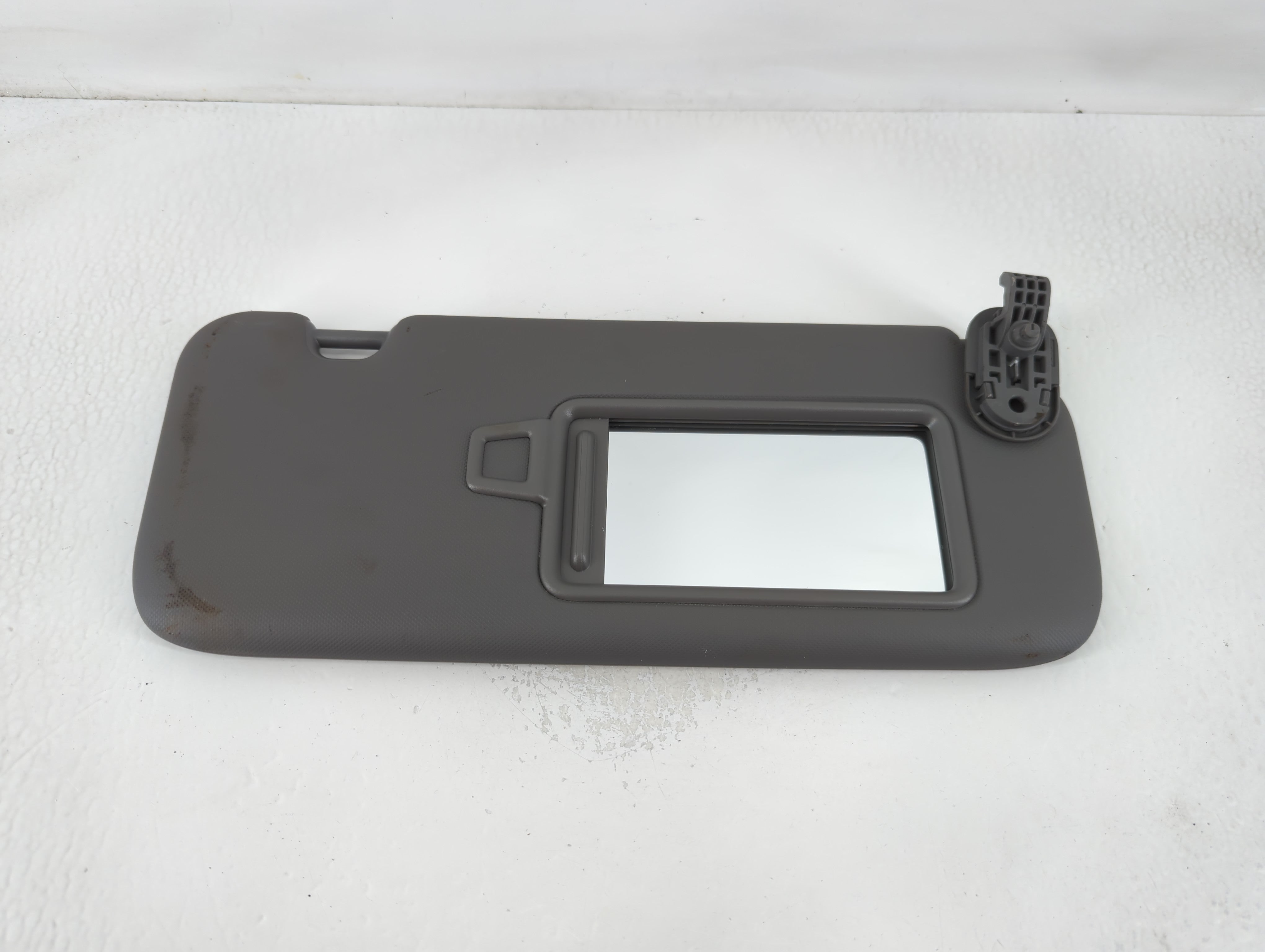 2023 Hyundai Elantra Sun Visor Shade Replacement Passenger Right Mirror Fits OEM Used Auto Parts - Oemusedautoparts1.com