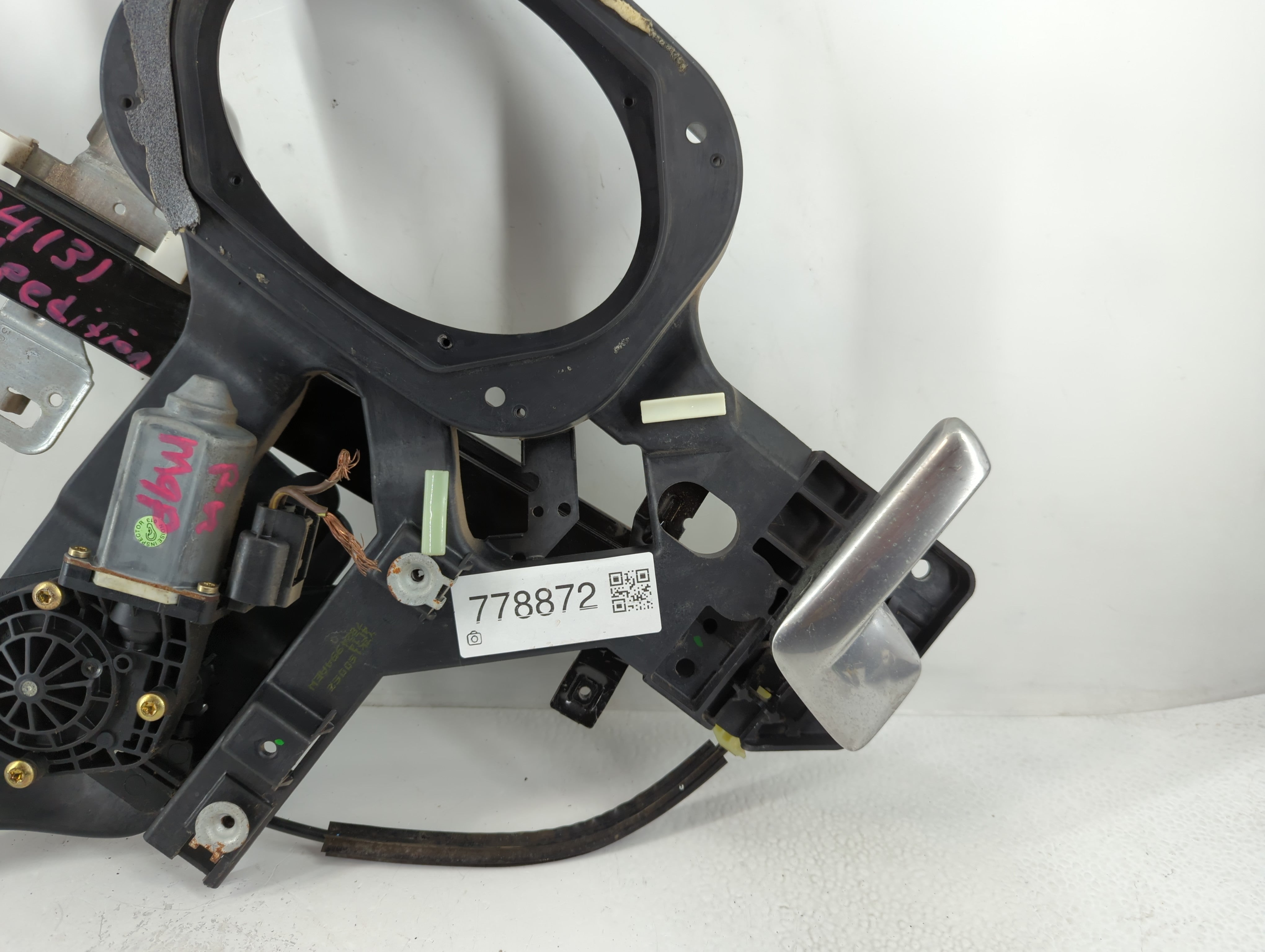 2004 Ford Expedition Window Regulator Right Passenger Rear - Oemusedautoparts1.com
