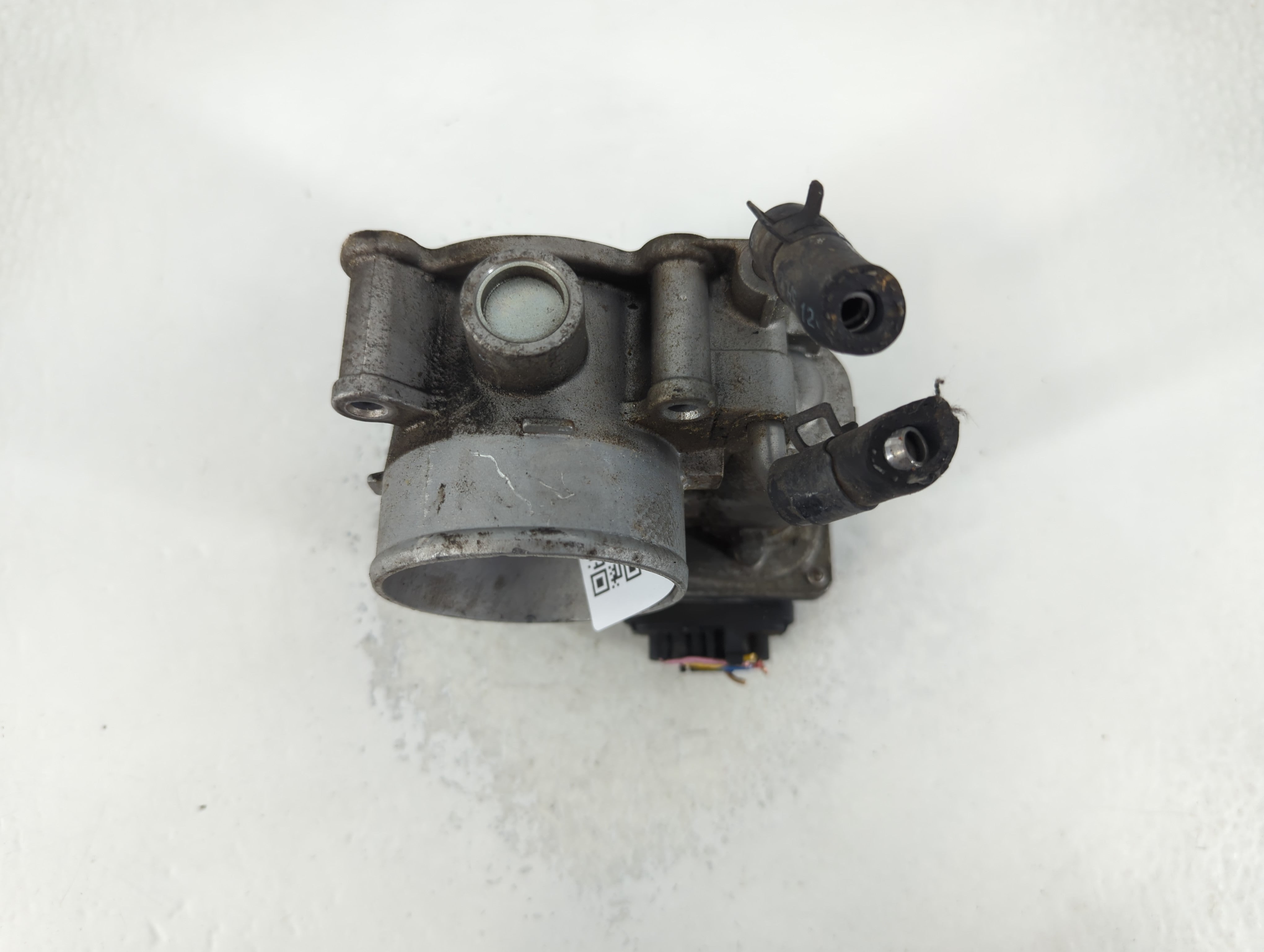 2013-2014 Hyundai Elantra Throttle Body P/N:35100-2E000 Fits Fits 2012 2013 2014 2015 2016 2018 2019 2020 2021 OEM Used Auto Parts - Oemusedautoparts1.com