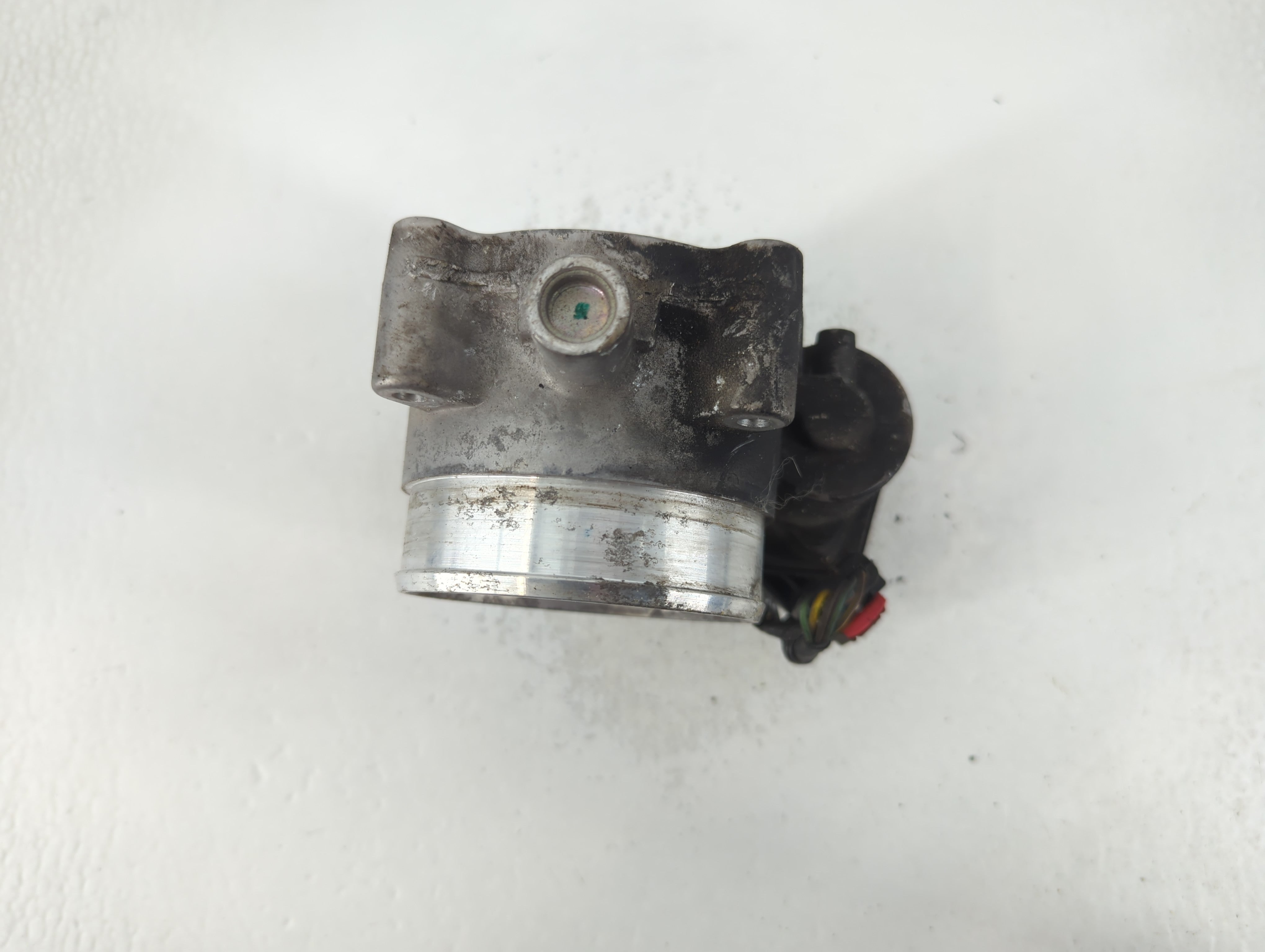 2011-2014 Ford F-150 Throttle Body Fits Fits 2011 2012 2013 2014 OEM Used Auto Parts - Oemusedautoparts1.com
