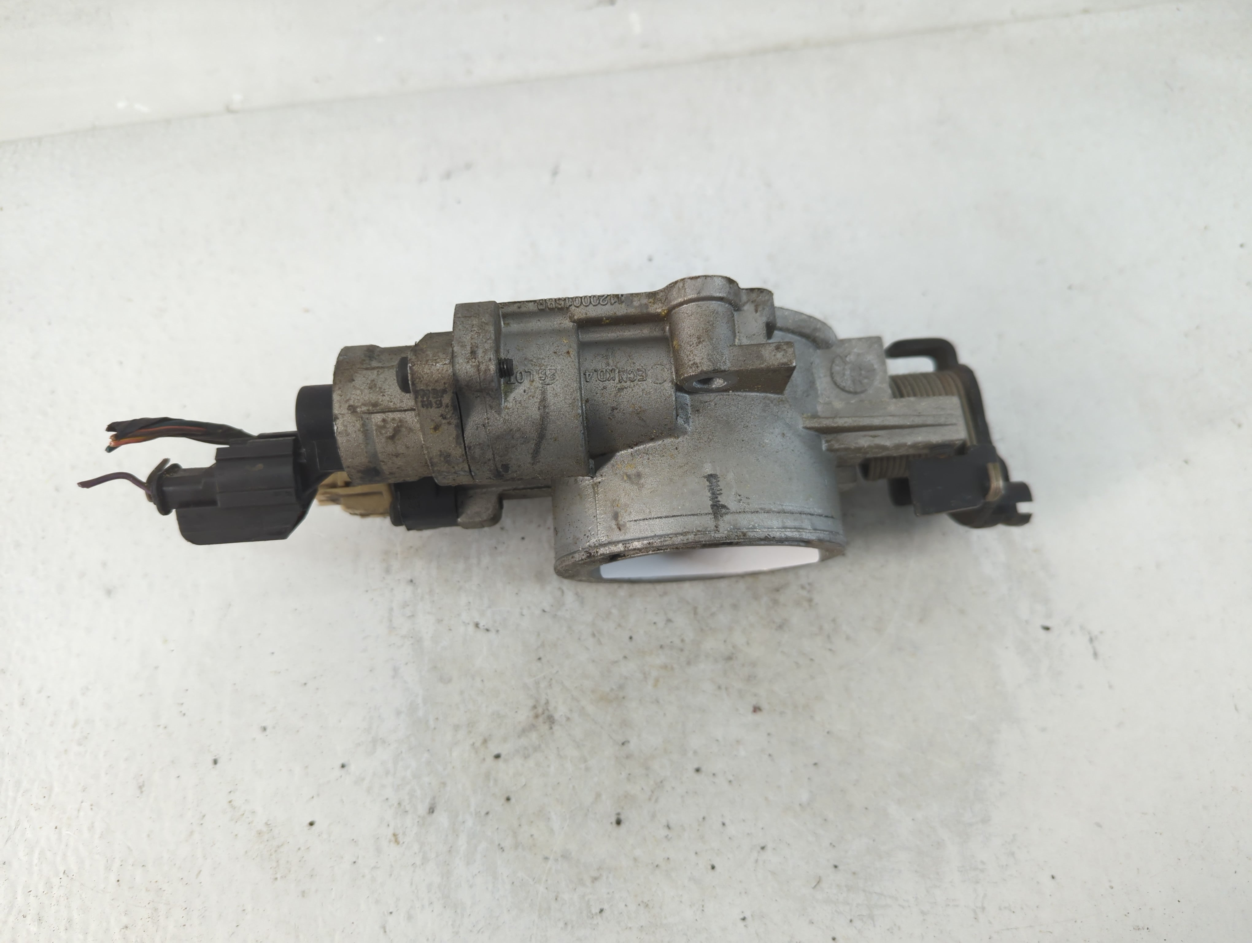 2004-2007 Dodge Dakota Throttle Body Fits Fits 2004 2005 2006 2007 OEM Used Auto Parts - Oemusedautoparts1.com