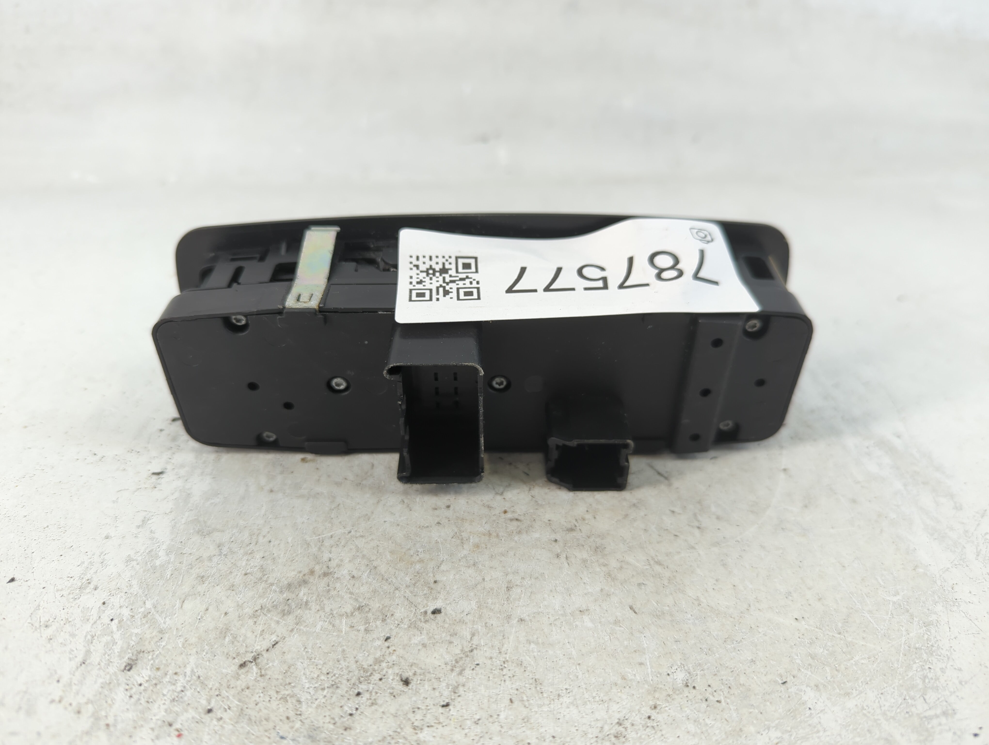 2012-2016 Chrysler Town & Country Master Power Window Switch Replacement Driver Side Left P/N:68110871AA Fits OEM Used Auto Parts - Oemusedautoparts1.com