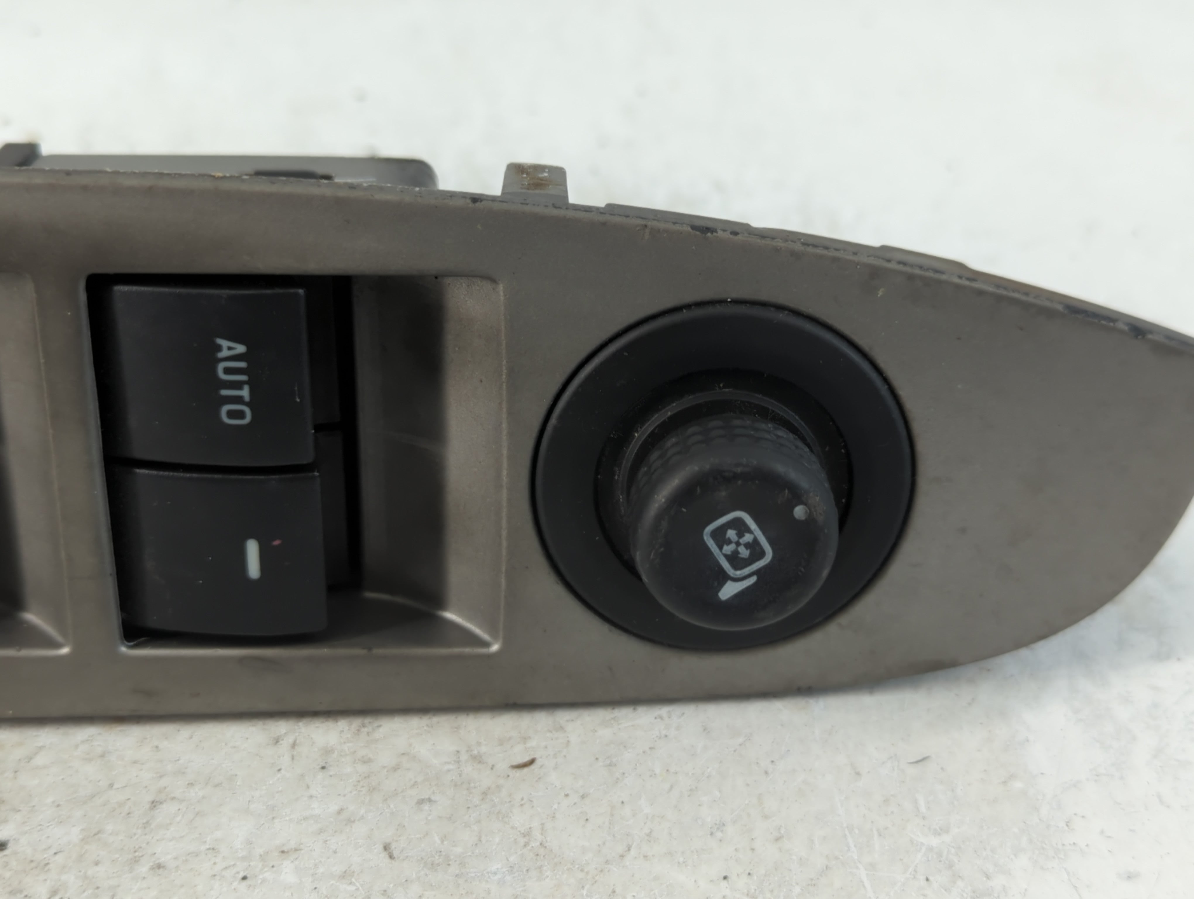 2010-2012 Ford Fusion Master Power Window Switch Replacement Driver Side Left P/N:9E5T-14540-AAW Fits Fits 2010 2011 2012 OEM Used Auto Parts - Oemusedautoparts1.com