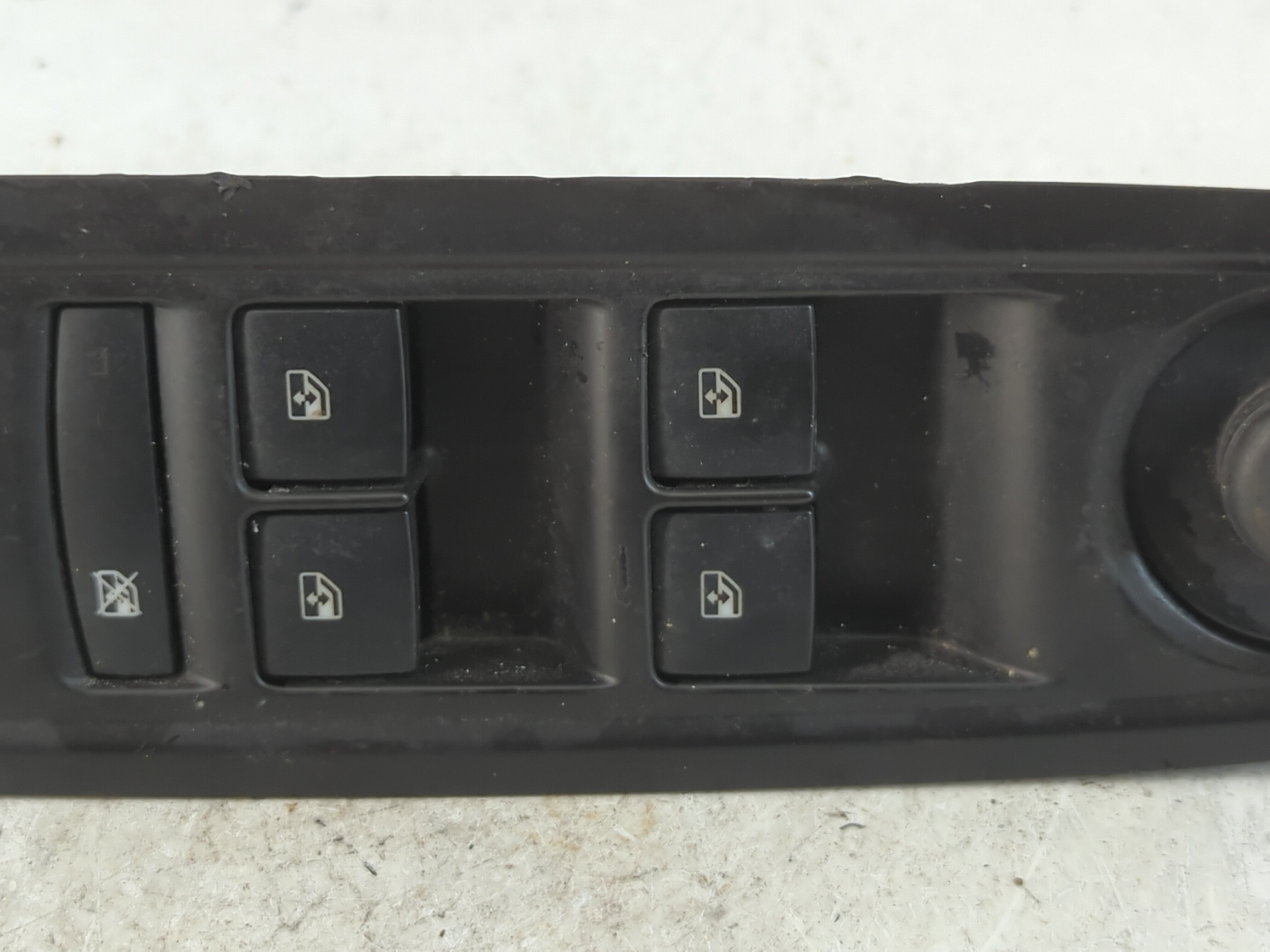 2017-2021 Chevrolet Trax Master Power Window Switch Replacement Driver Side Left P/N:321955 13408454 Fits OEM Used Auto Parts - Oemusedautoparts1.com