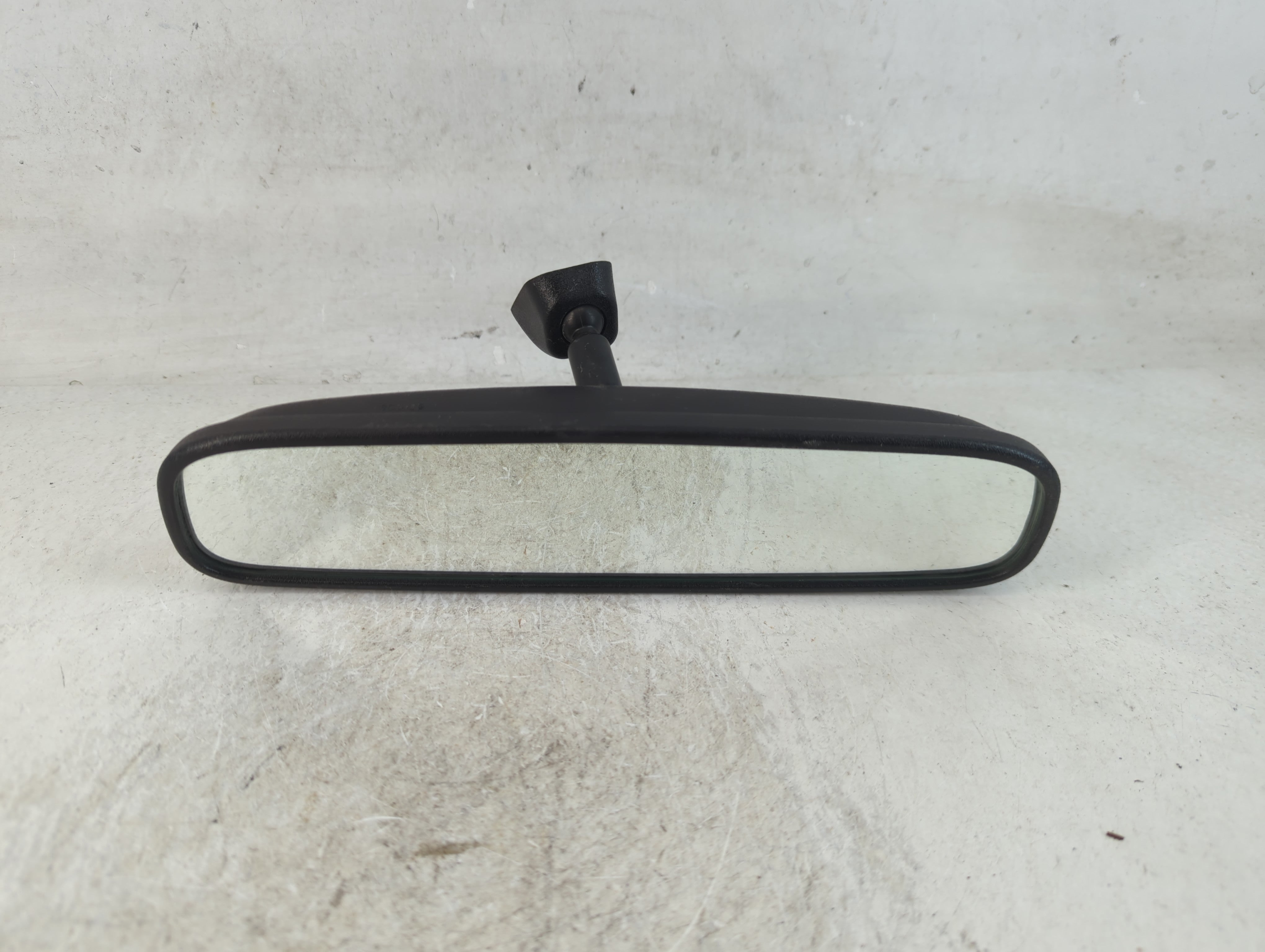 2018-2021 Hyundai Kona Rear View Mirror Oem - Oemusedautoparts1.com