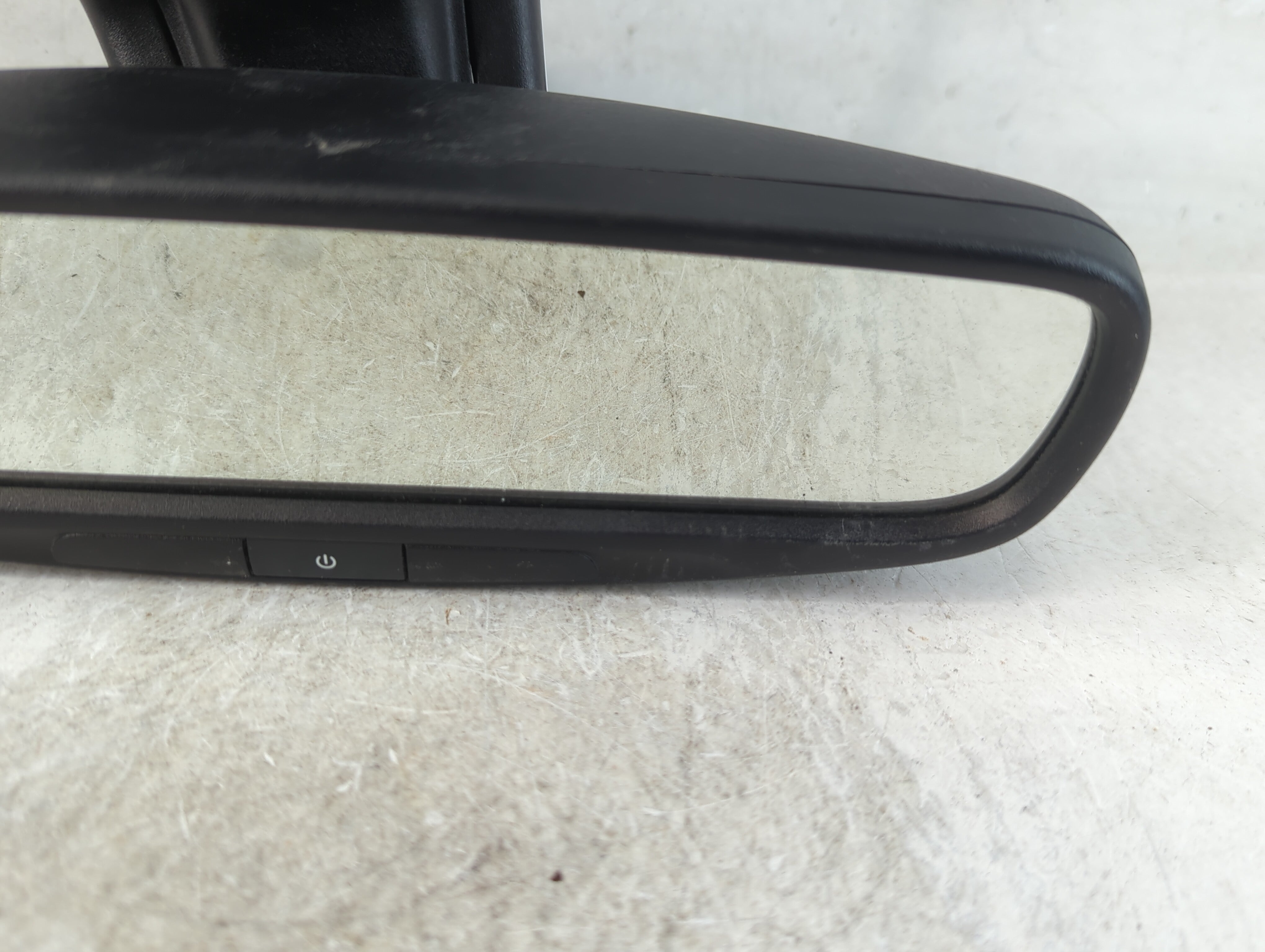 2018-2022 Chrysler Pacifica Rear View Mirror Oem - Oemusedautoparts1.com
