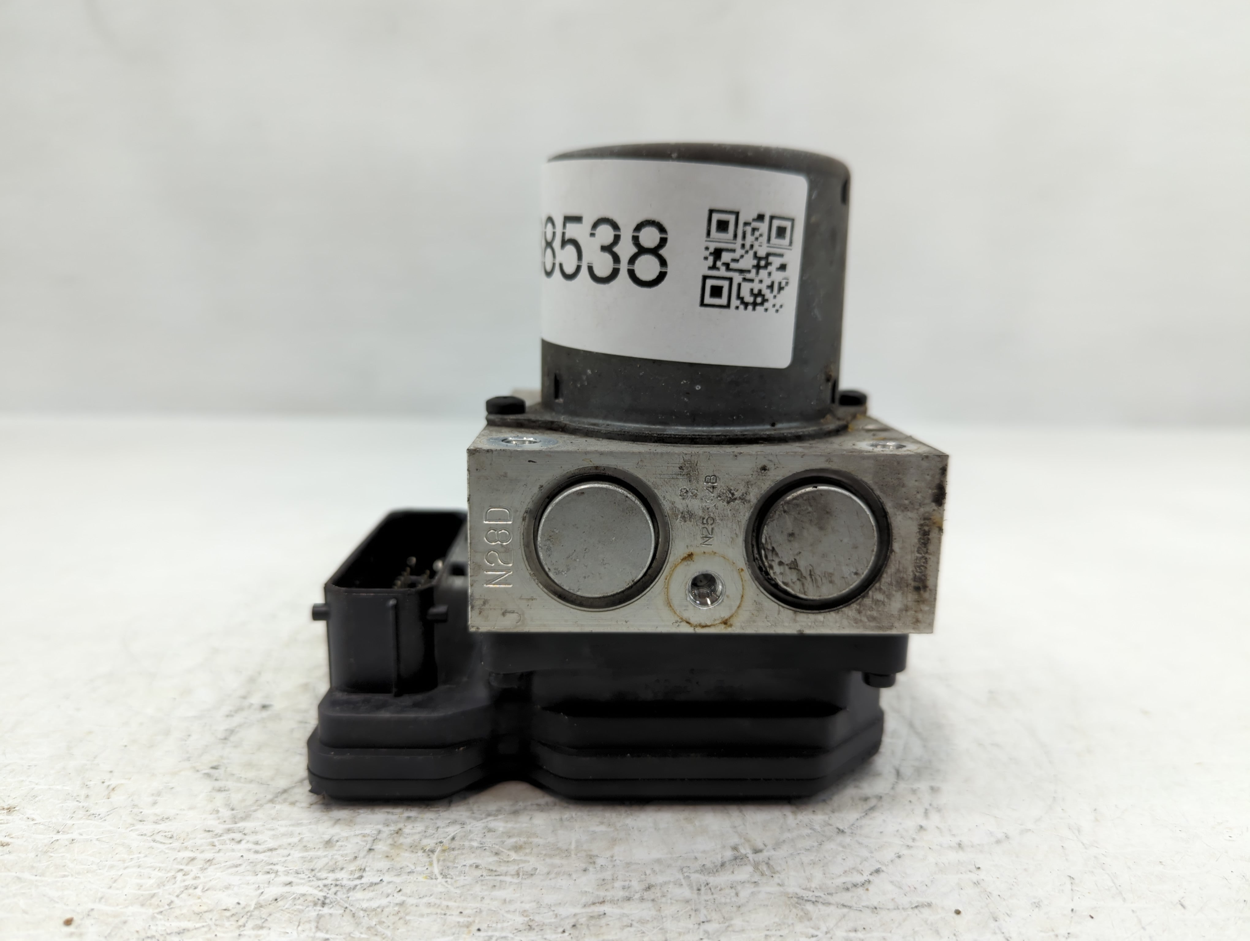 2015-2017 Hyundai Veloster ABS Pump Control Module Replacement P/N:58920-2V480 Fits Fits 2015 2016 2017 OEM Used Auto Parts - Oemusedautoparts1.com