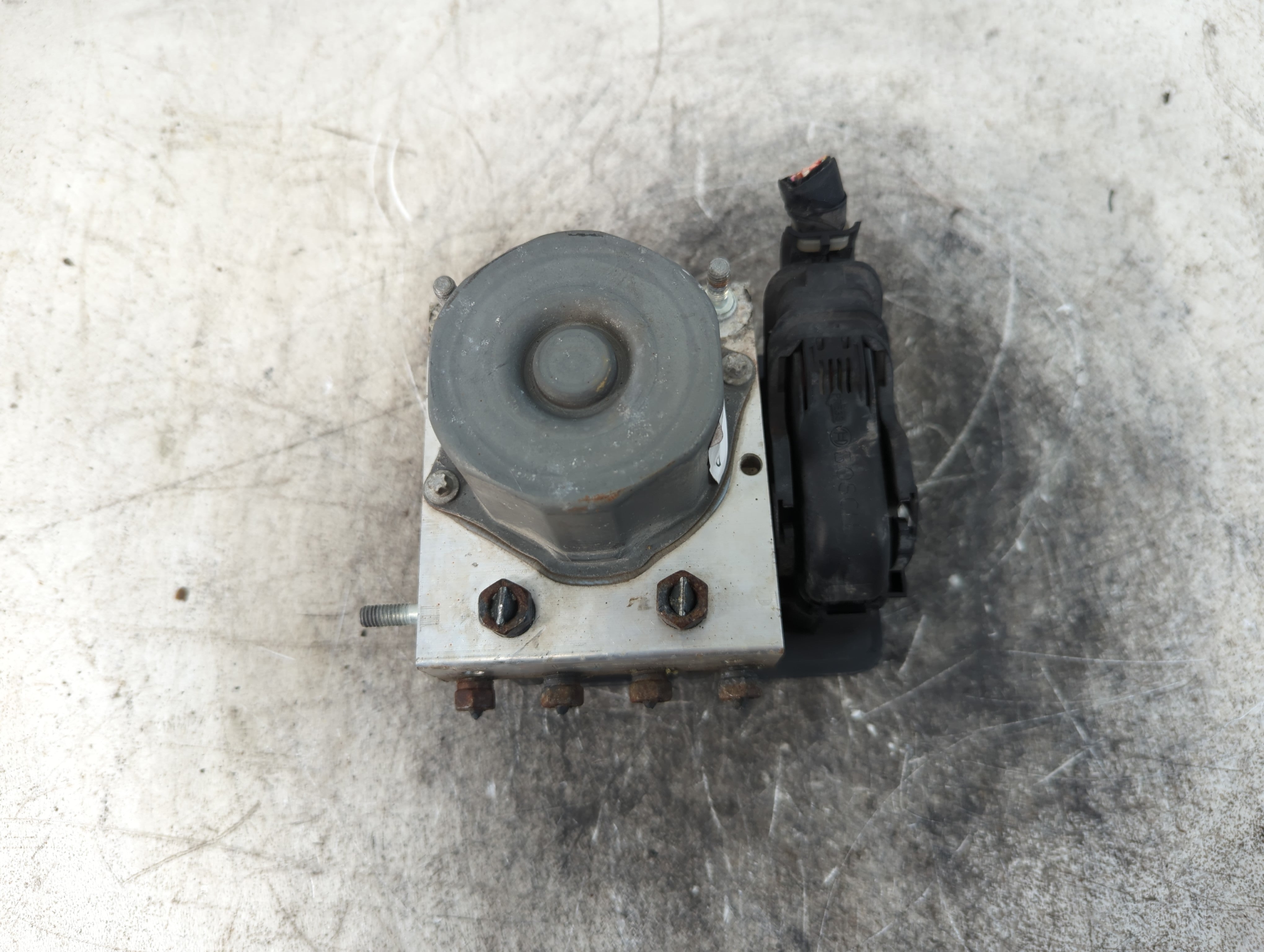 2014-2015 Subaru Forester ABS Pump Control Module Replacement P/N:27536SG000 Fits Fits 2014 2015 OEM Used Auto Parts - Oemusedautoparts1.com