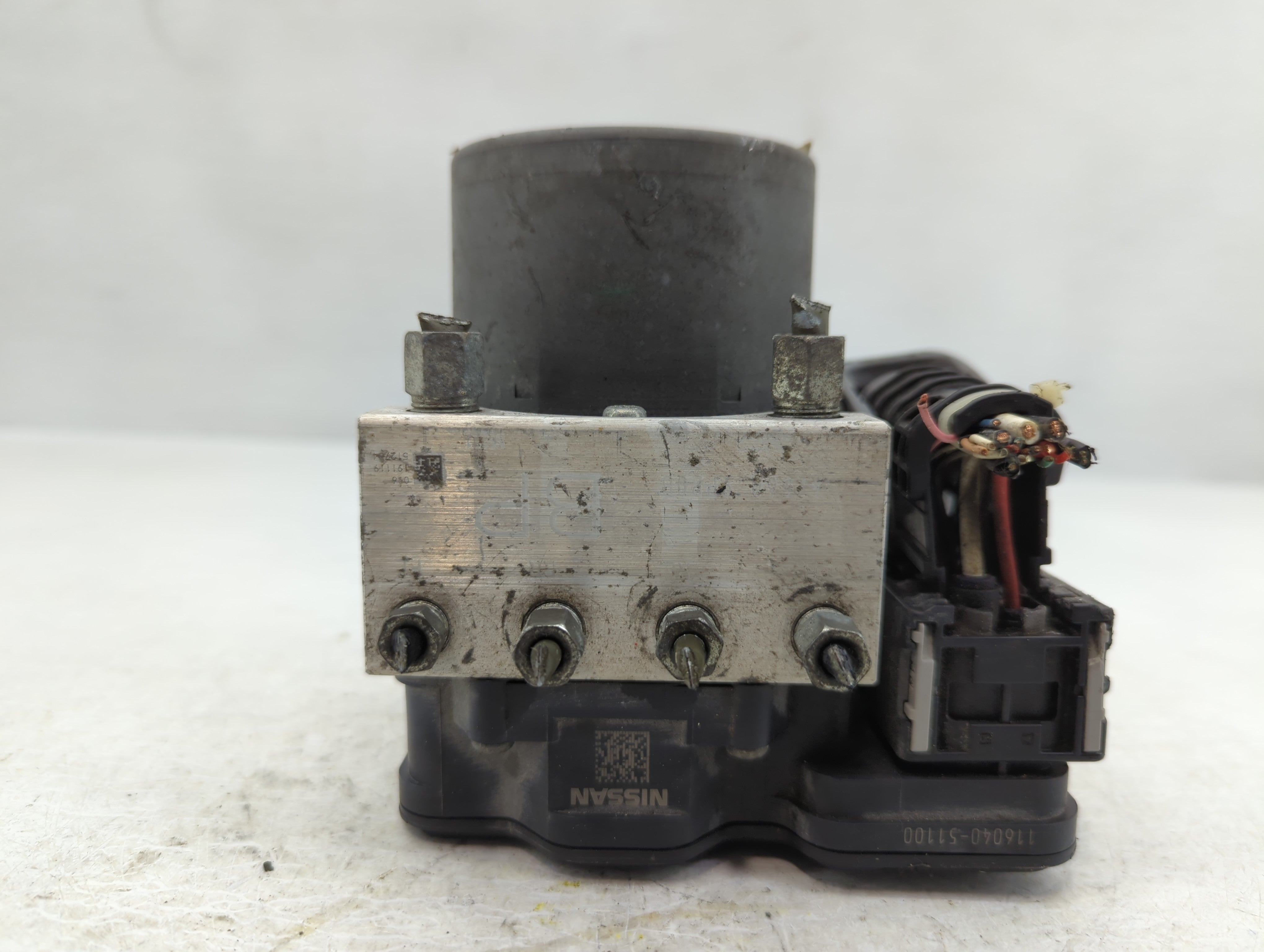 2018-2020 Infiniti Qx60 ABS Pump Control Module Replacement Fits Fits 2018 2019 2020 OEM Used Auto Parts - Oemusedautoparts1.com