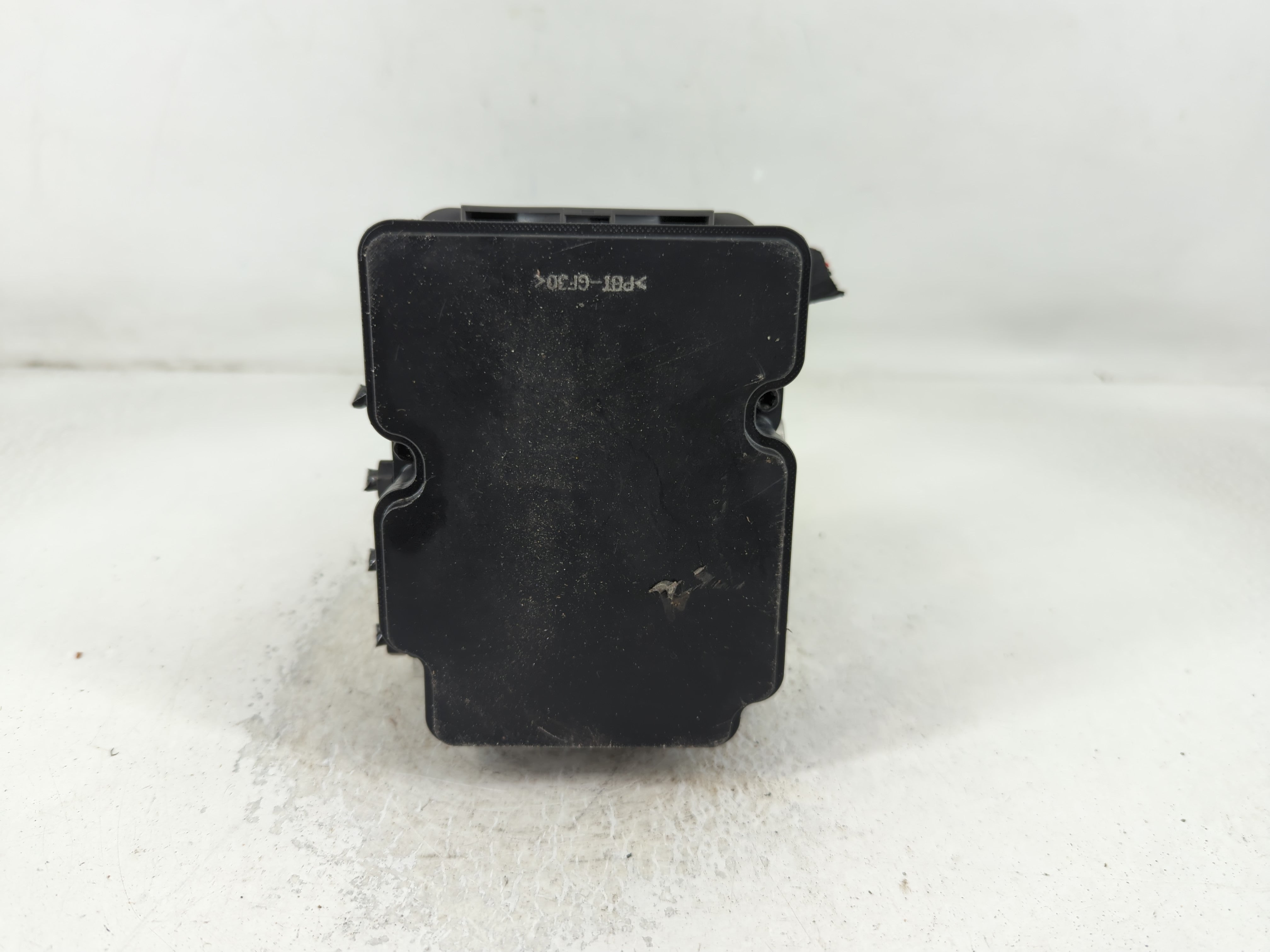 2019-2020 Hyundai Elantra ABS Pump Control Module Replacement P/N:58900-F2620 Fits Fits 2019 2020 OEM Used Auto Parts - Oemusedautoparts1.com