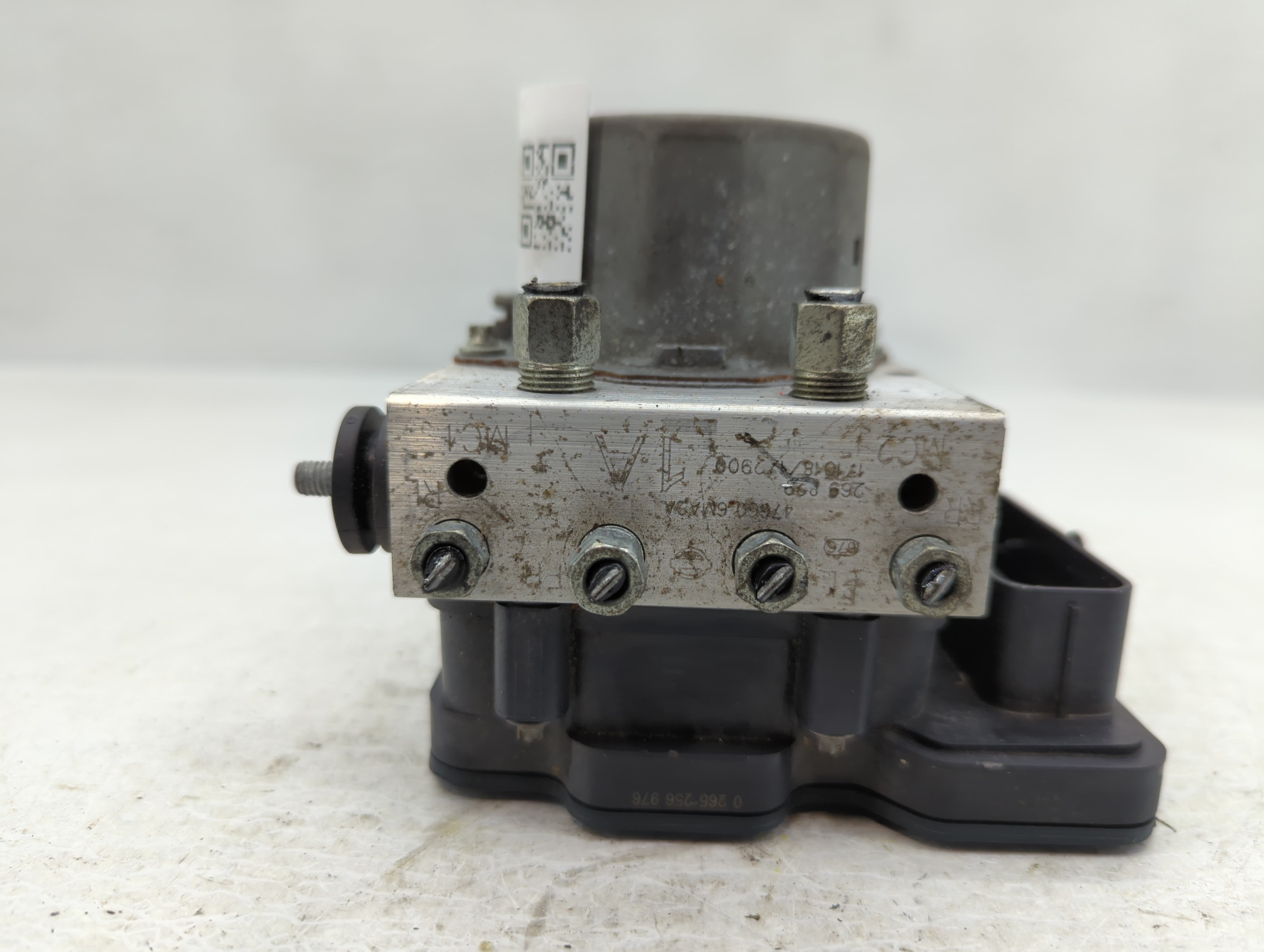 2017 Nissan Rogue Sport ABS Pump Control Module Replacement P/N:47660 6MA2A Fits OEM Used Auto Parts - Oemusedautoparts1.com
